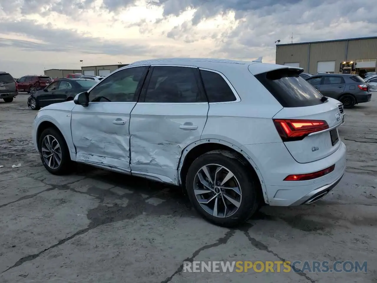 2 Photograph of a damaged car WA1EAAFY4P2035574 AUDI Q5 2023