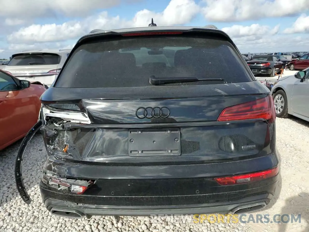 6 Photograph of a damaged car WA1EAAFY4P2037339 AUDI Q5 2023