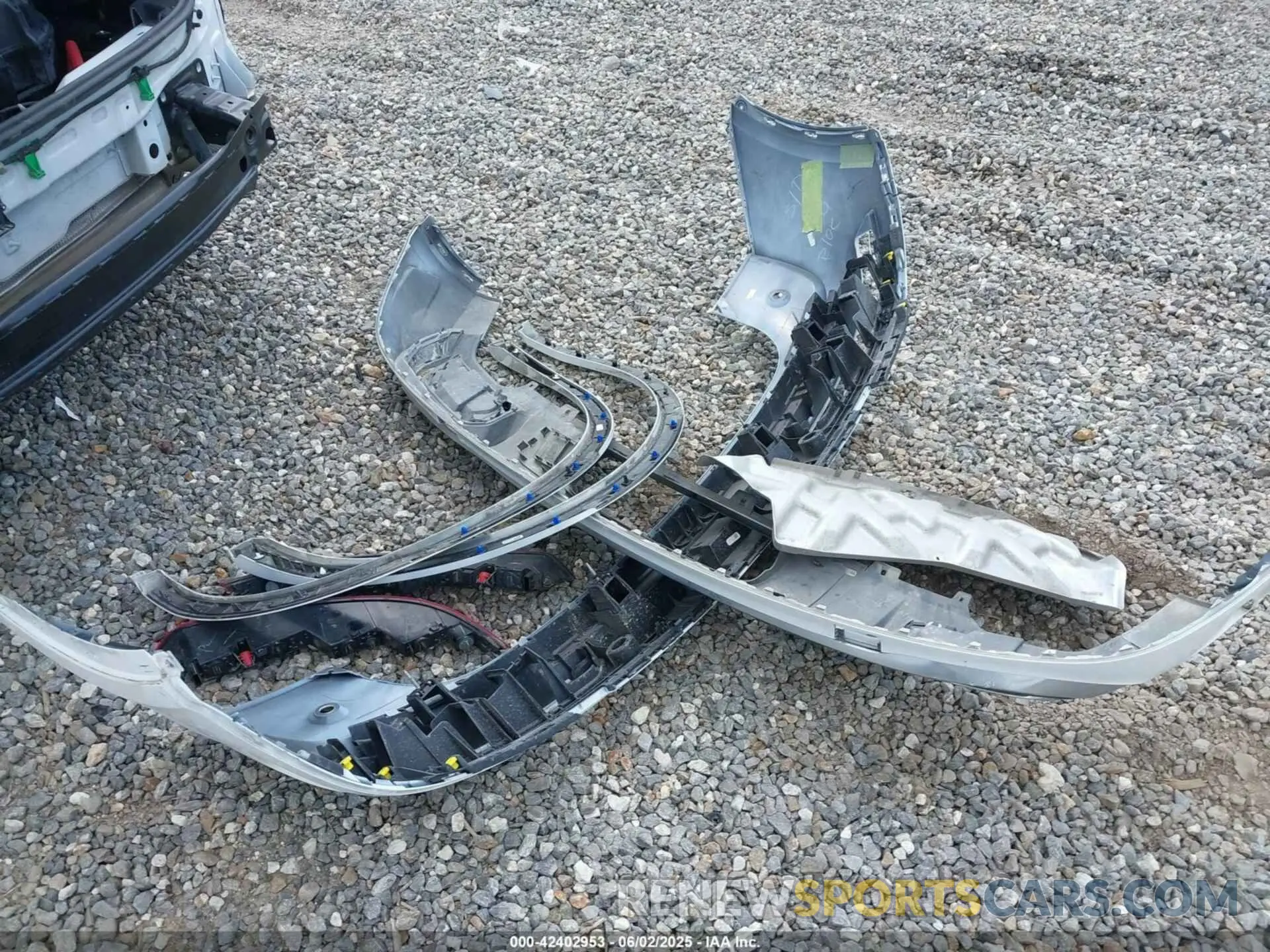 12 Photograph of a damaged car WA1EAAFY4P2070678 AUDI Q5 2023