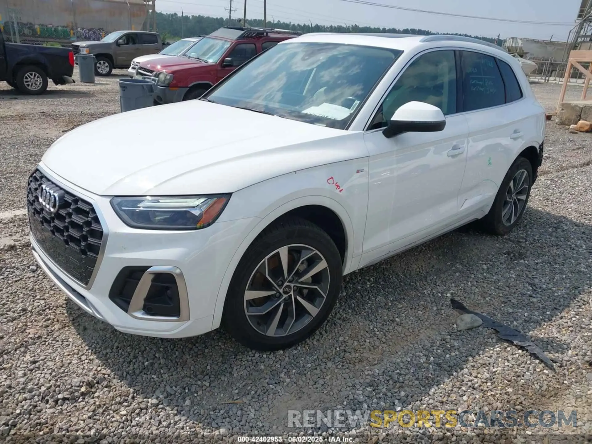 2 Photograph of a damaged car WA1EAAFY4P2070678 AUDI Q5 2023