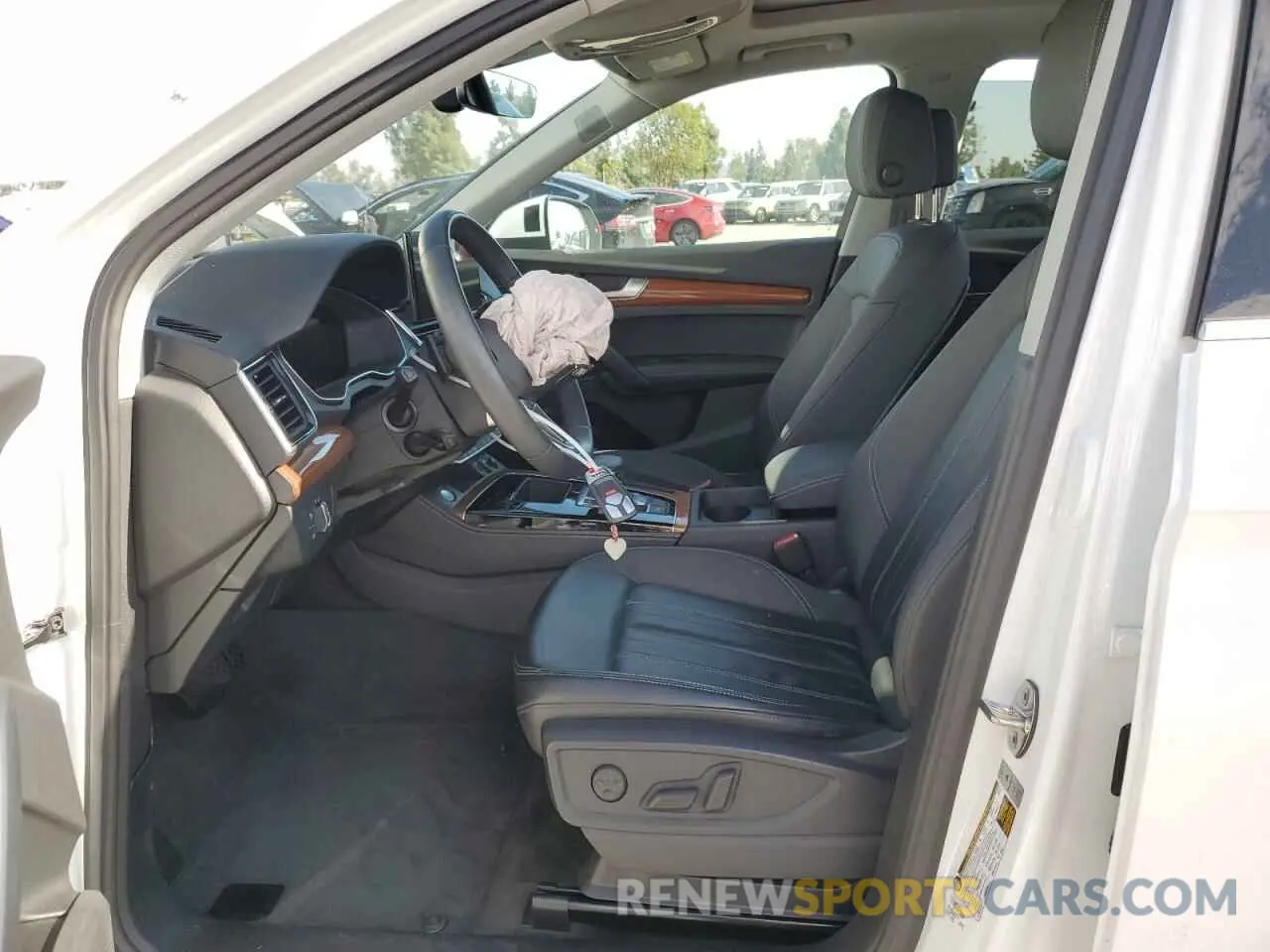 7 Photograph of a damaged car WA1EAAFY4P2142401 AUDI Q5 2023
