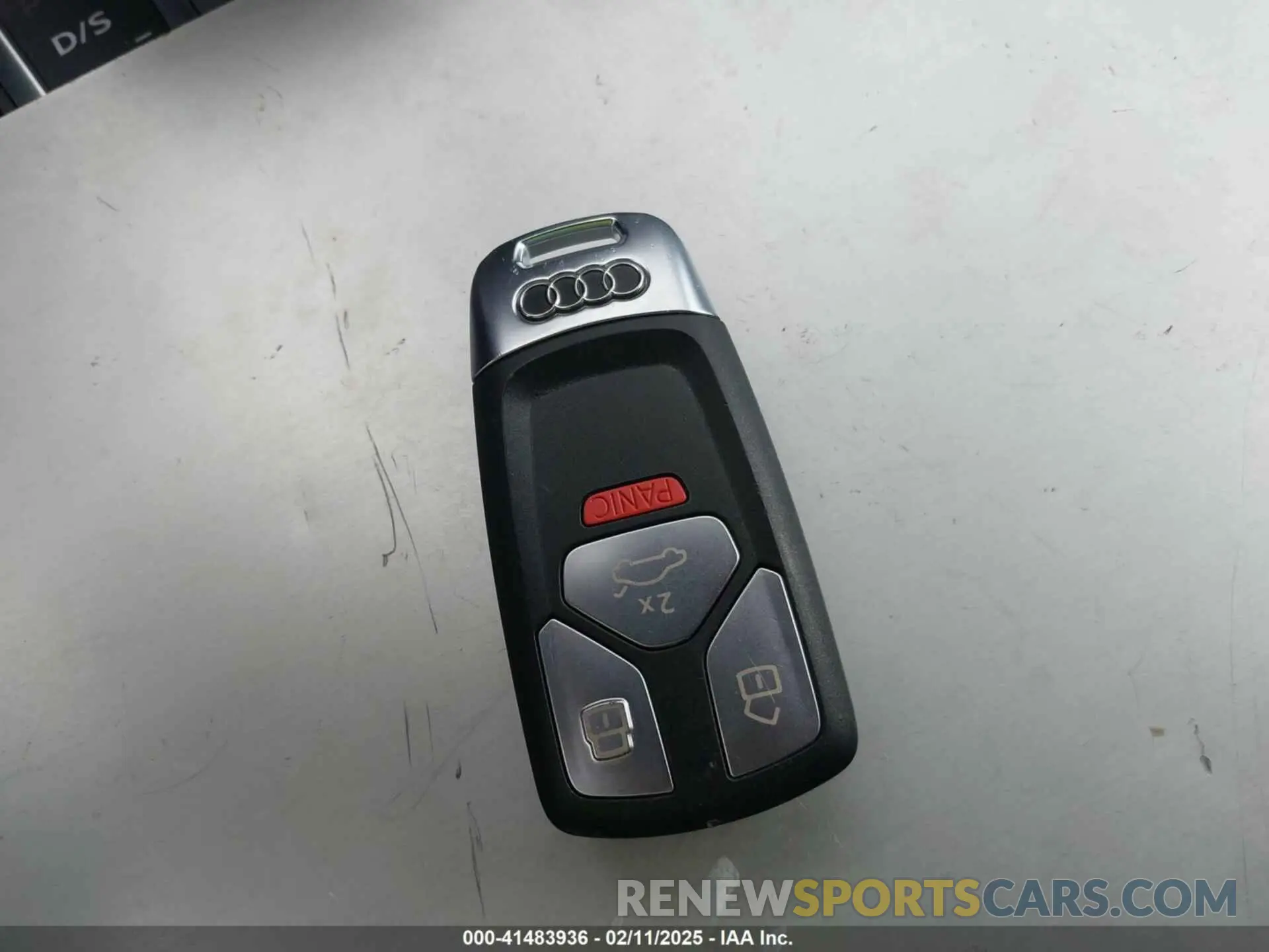 11 Photograph of a damaged car WA1EAAFY4P2175625 AUDI Q5 2023