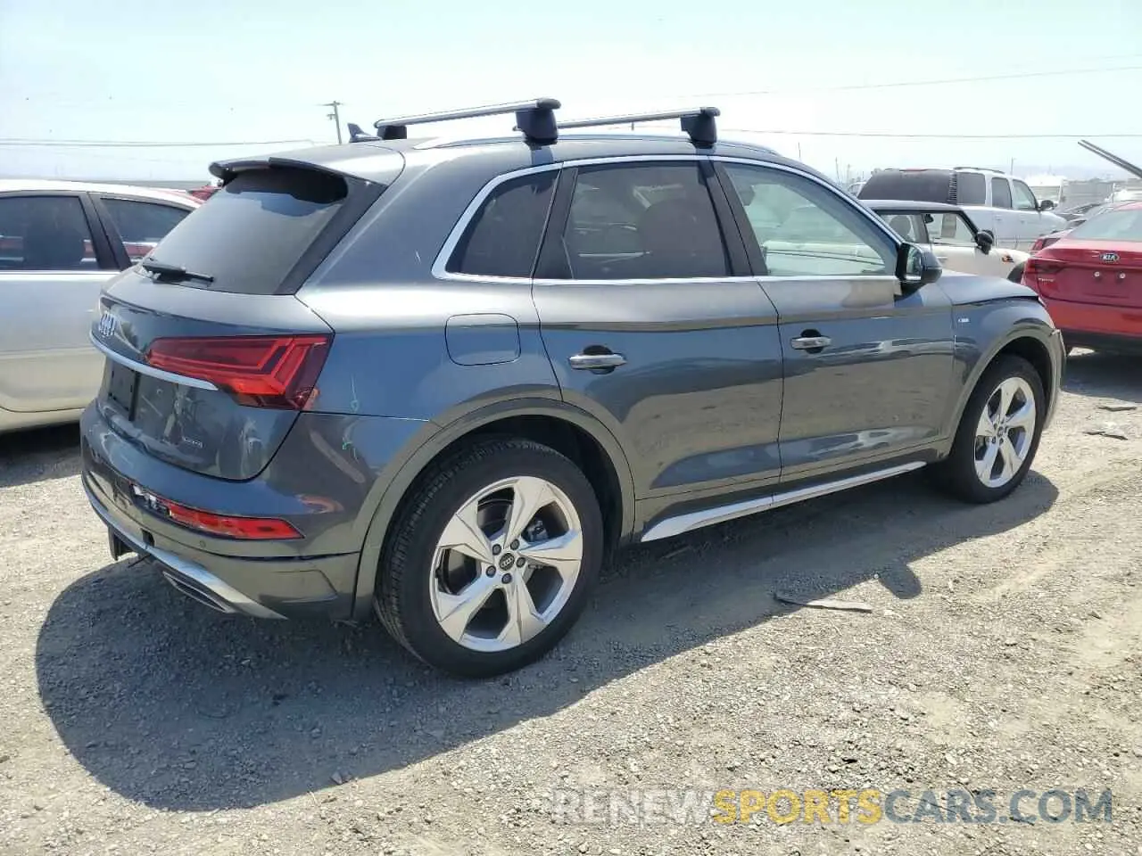 3 Photograph of a damaged car WA1EAAFY5P2009808 AUDI Q5 2023