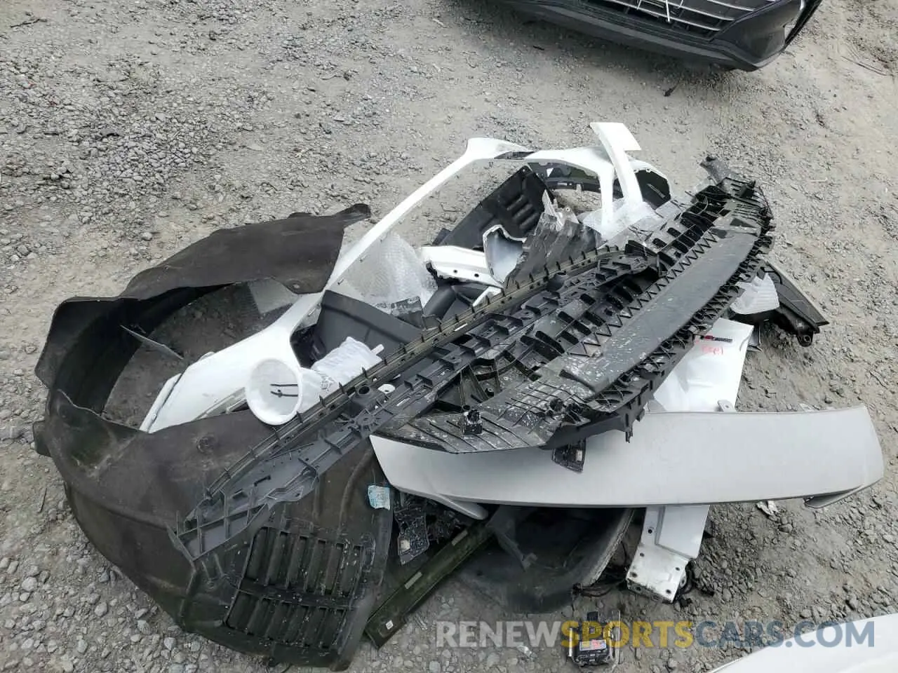 13 Photograph of a damaged car WA1EAAFY5P2057146 AUDI Q5 2023