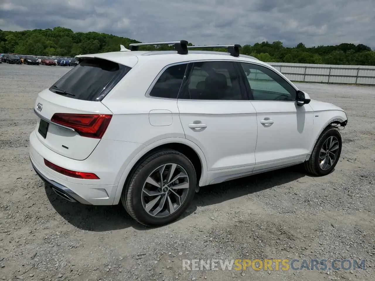 3 Photograph of a damaged car WA1EAAFY5P2057146 AUDI Q5 2023