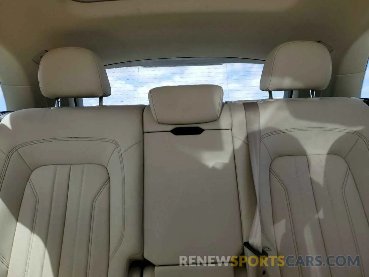10 Photograph of a damaged car WA1EAAFY5P2059690 AUDI Q5 2023