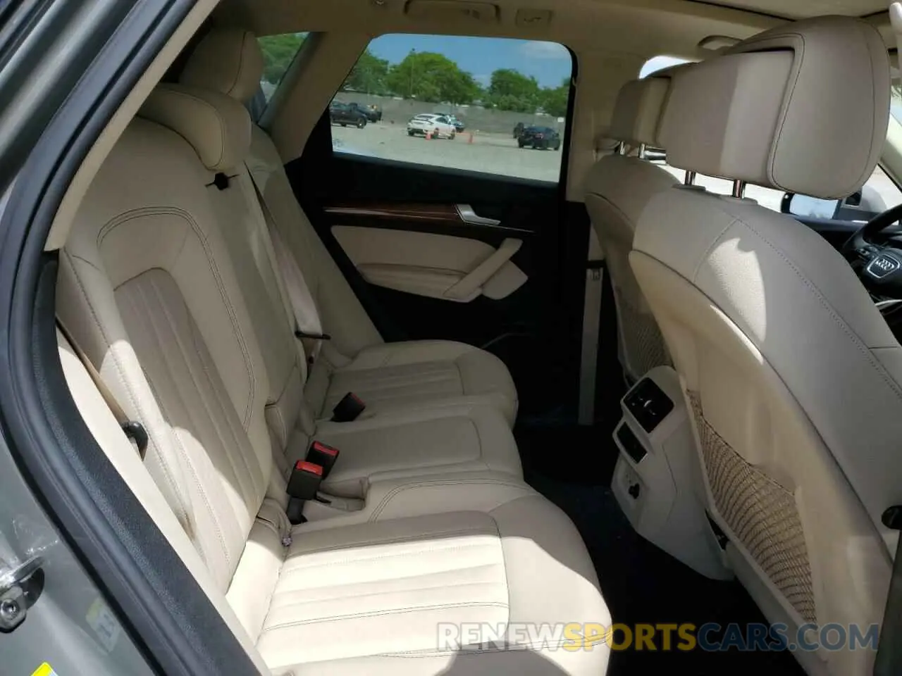 11 Photograph of a damaged car WA1EAAFY5P2059690 AUDI Q5 2023