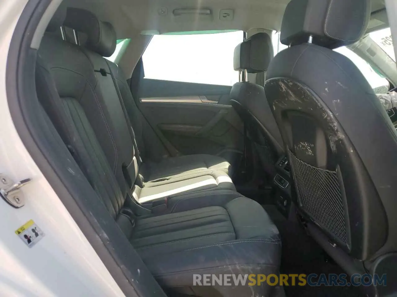 11 Photograph of a damaged car WA1EAAFY5P2118396 AUDI Q5 2023