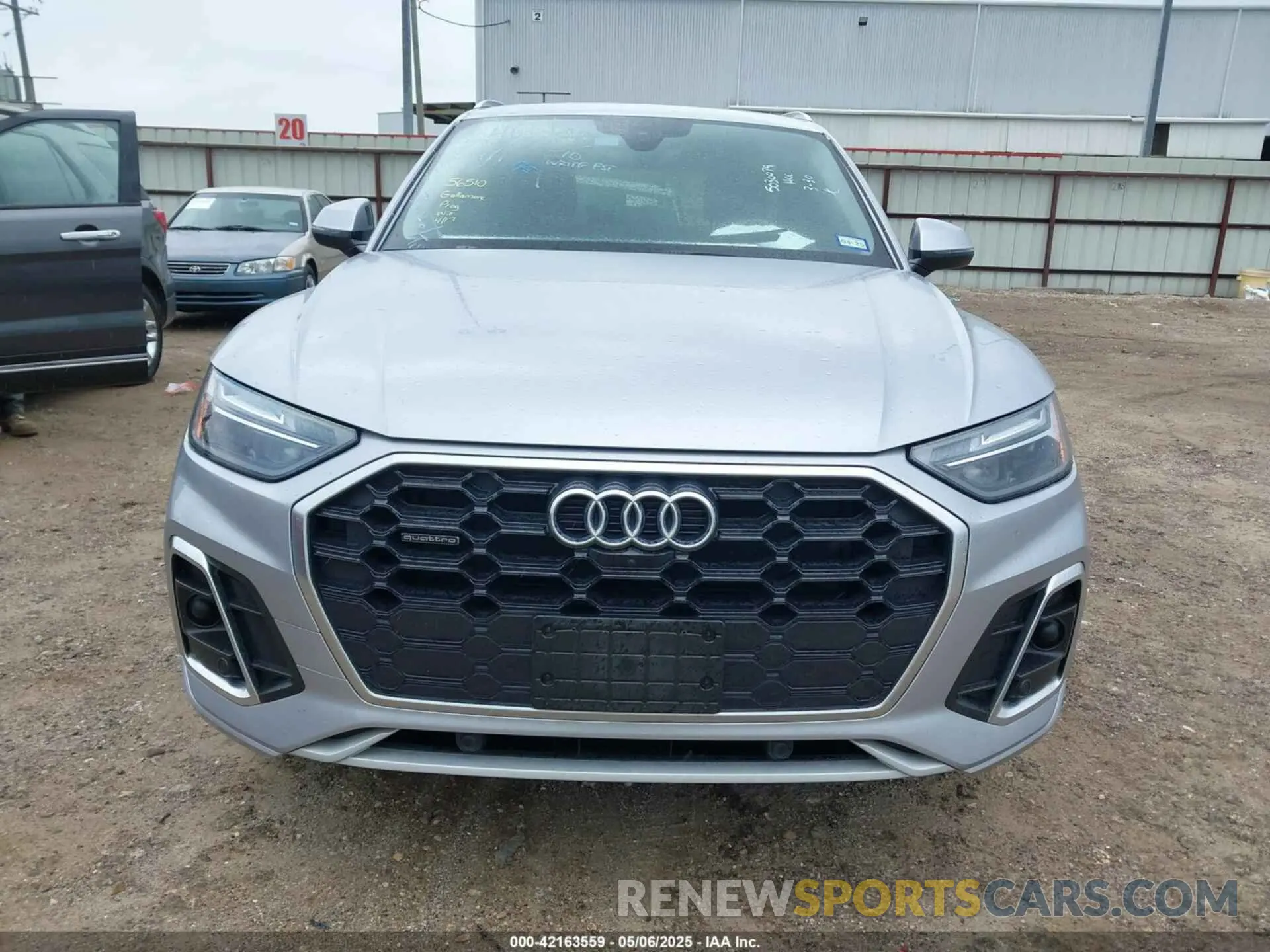 13 Photograph of a damaged car WA1EAAFY6P2010823 AUDI Q5 2023