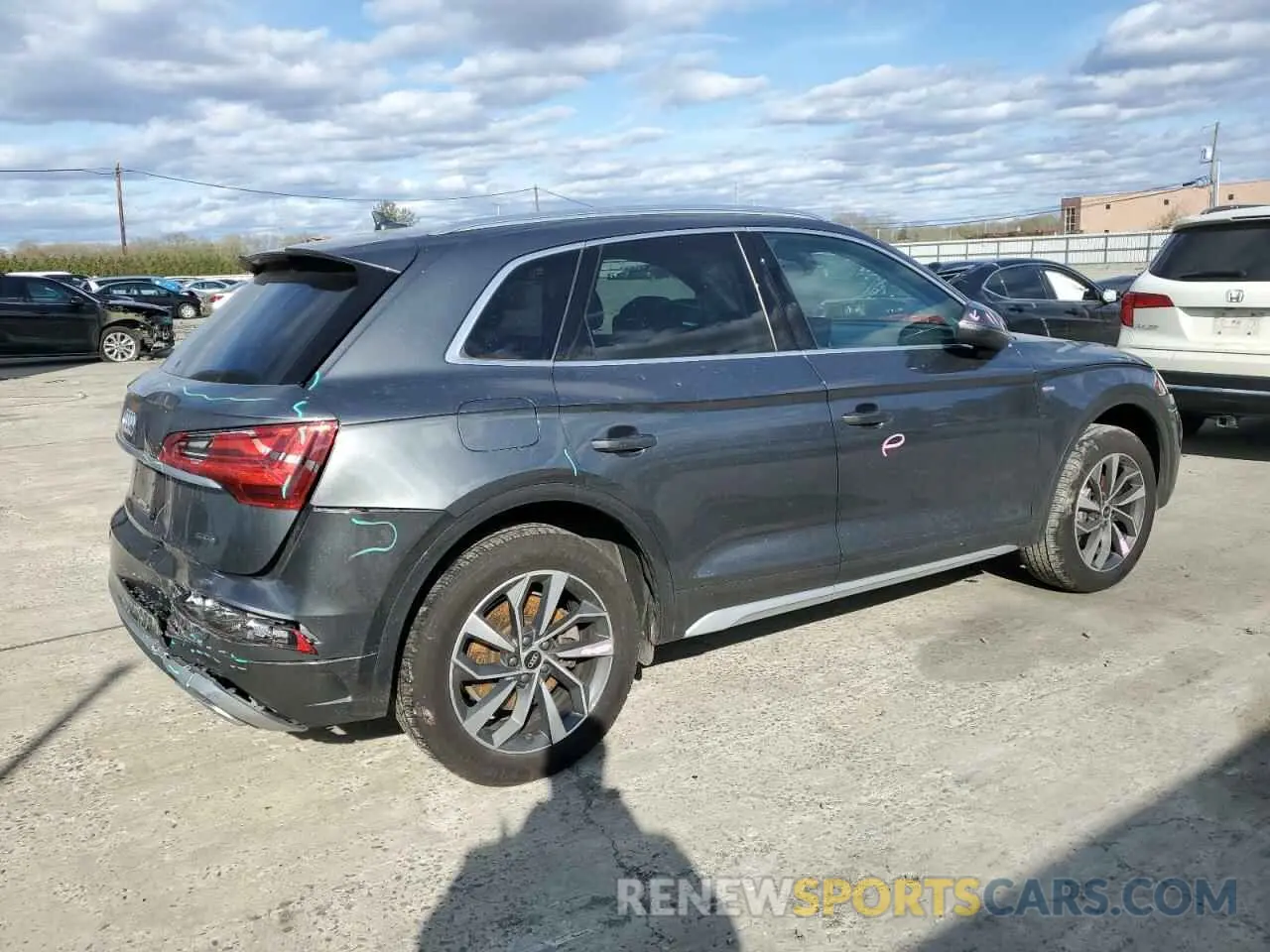 3 Photograph of a damaged car WA1EAAFY6P2052165 AUDI Q5 2023