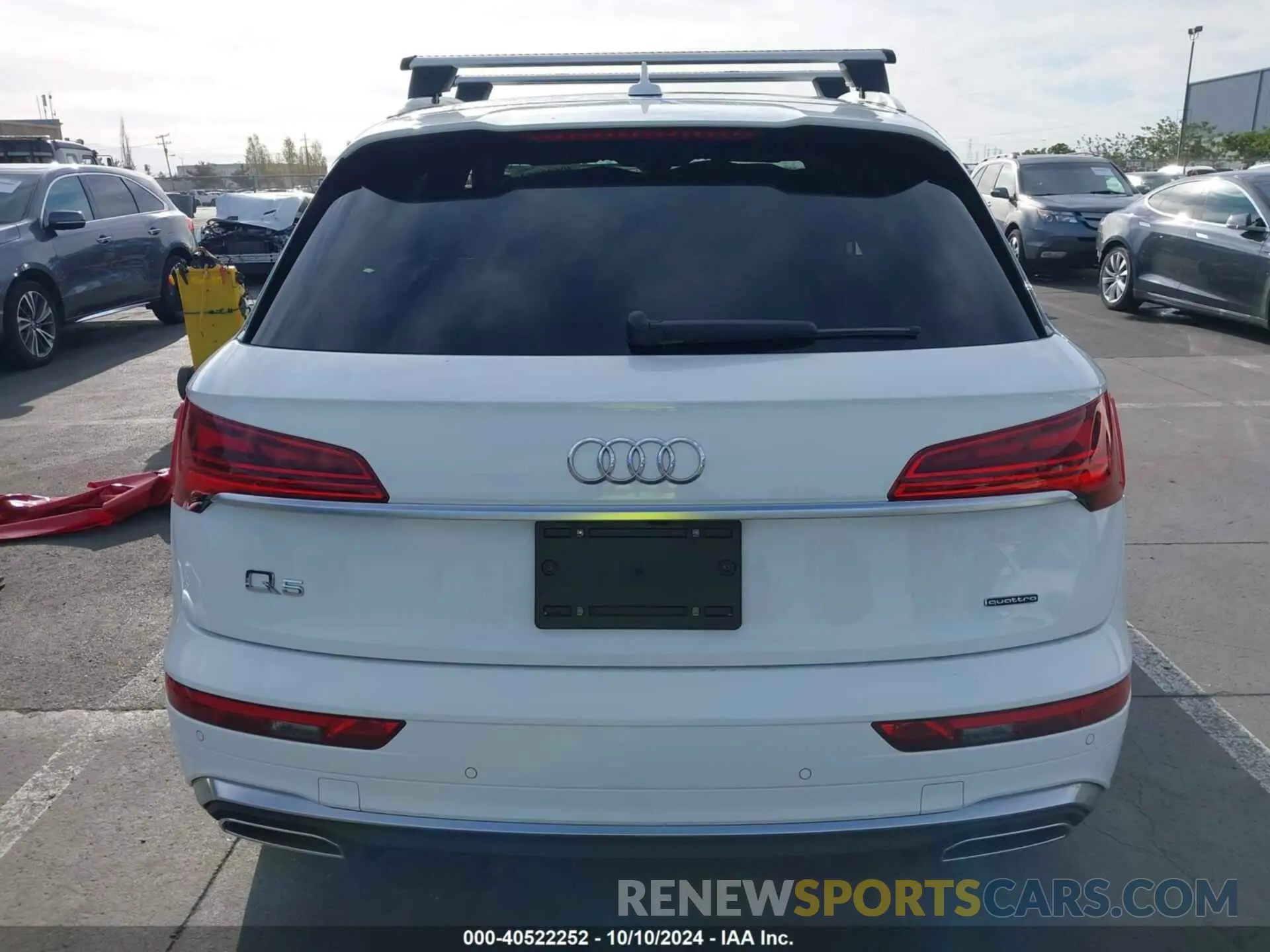 17 Photograph of a damaged car WA1EAAFY6P2057429 AUDI Q5 2023