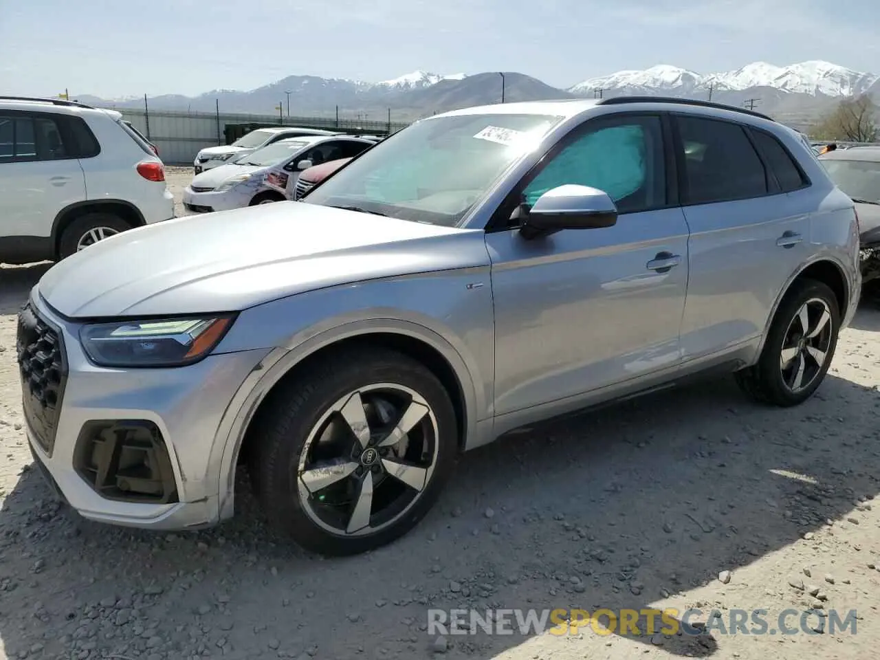 1 Photograph of a damaged car WA1EAAFY6P2097705 AUDI Q5 2023
