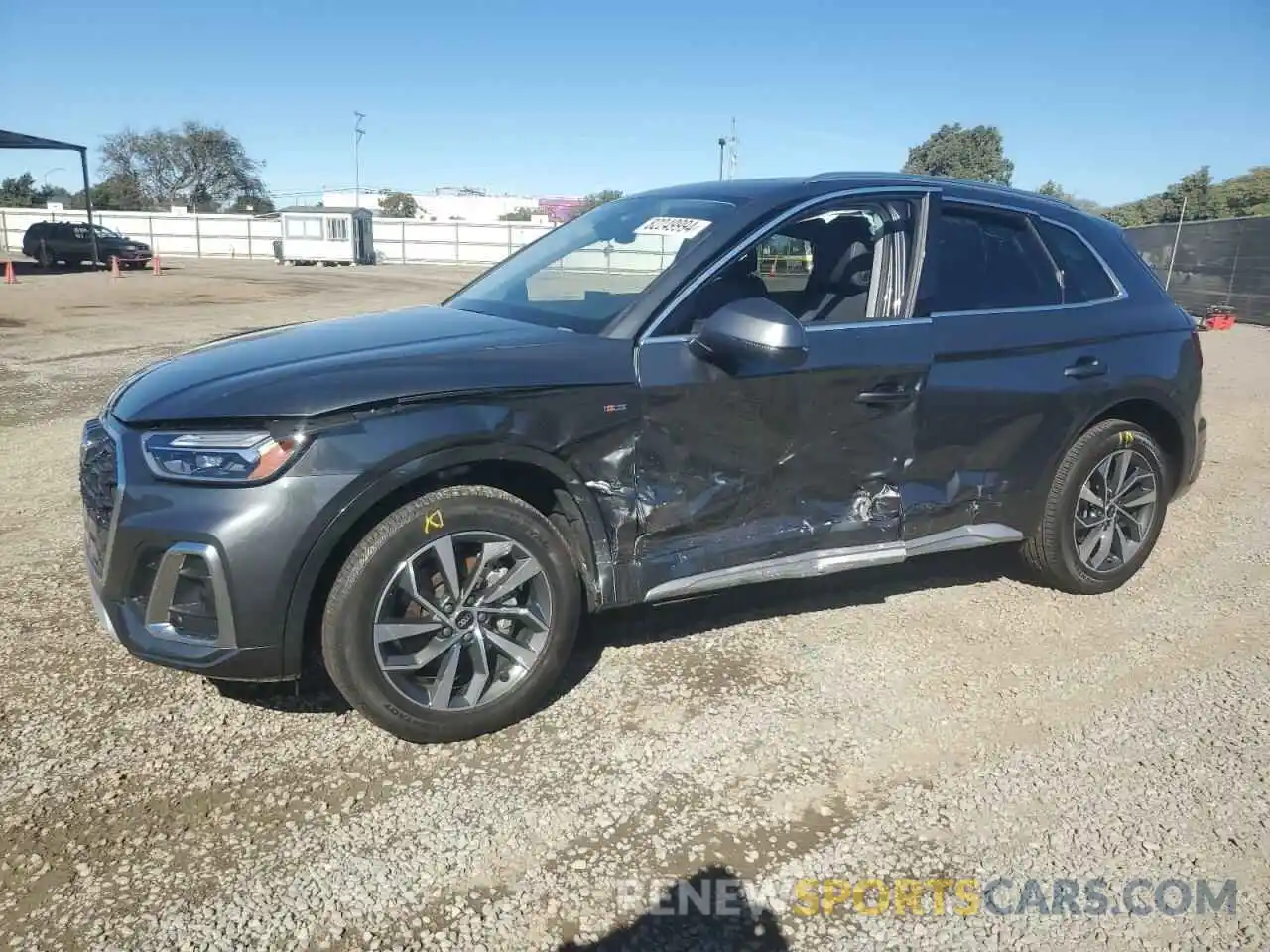 1 Photograph of a damaged car WA1EAAFY6P2181152 AUDI Q5 2023