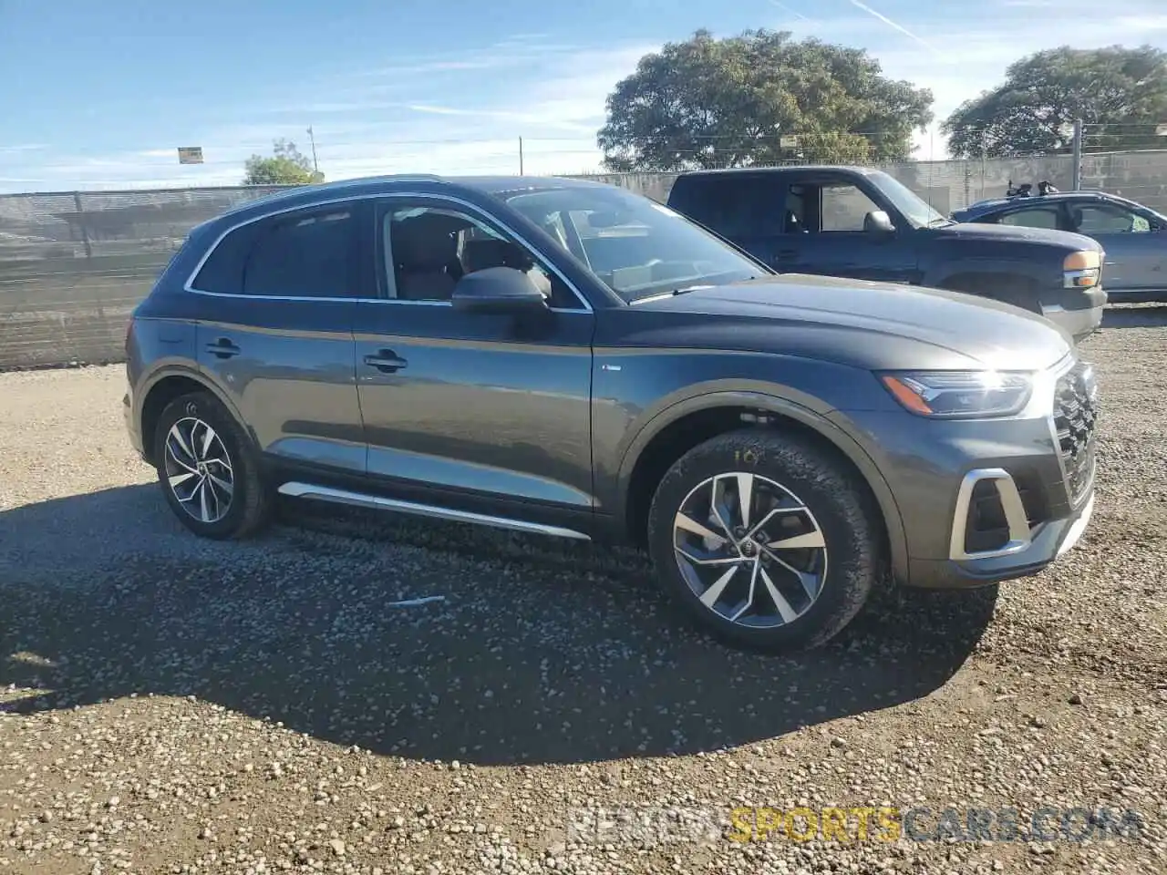 4 Photograph of a damaged car WA1EAAFY6P2181152 AUDI Q5 2023