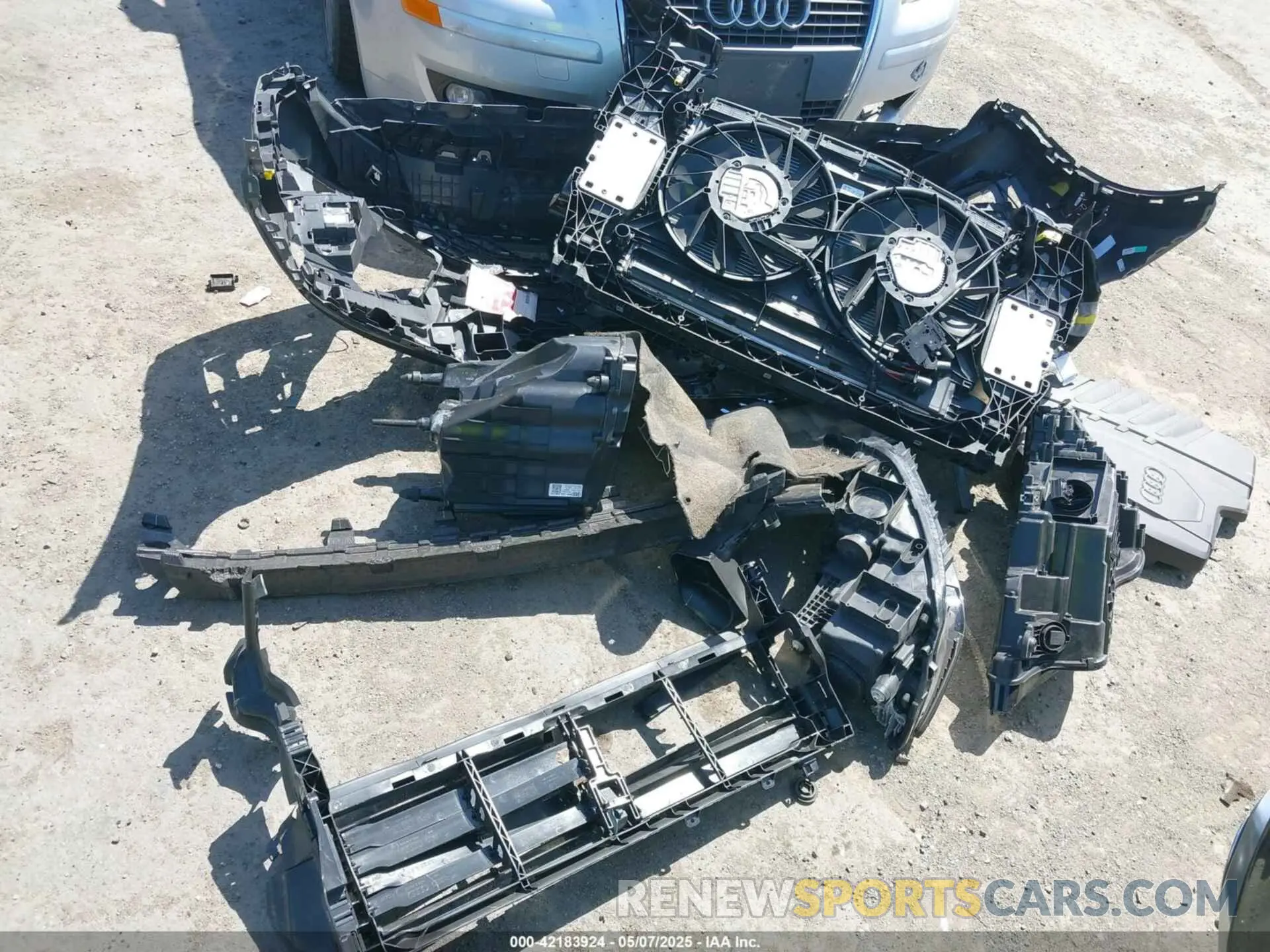 12 Photograph of a damaged car WA1EAAFY6P2191826 AUDI Q5 2023