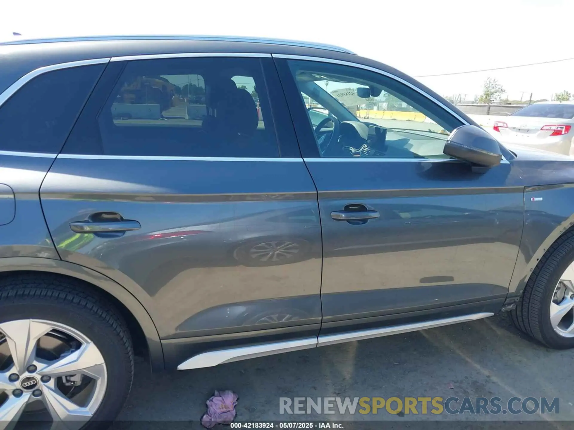 14 Photograph of a damaged car WA1EAAFY6P2191826 AUDI Q5 2023