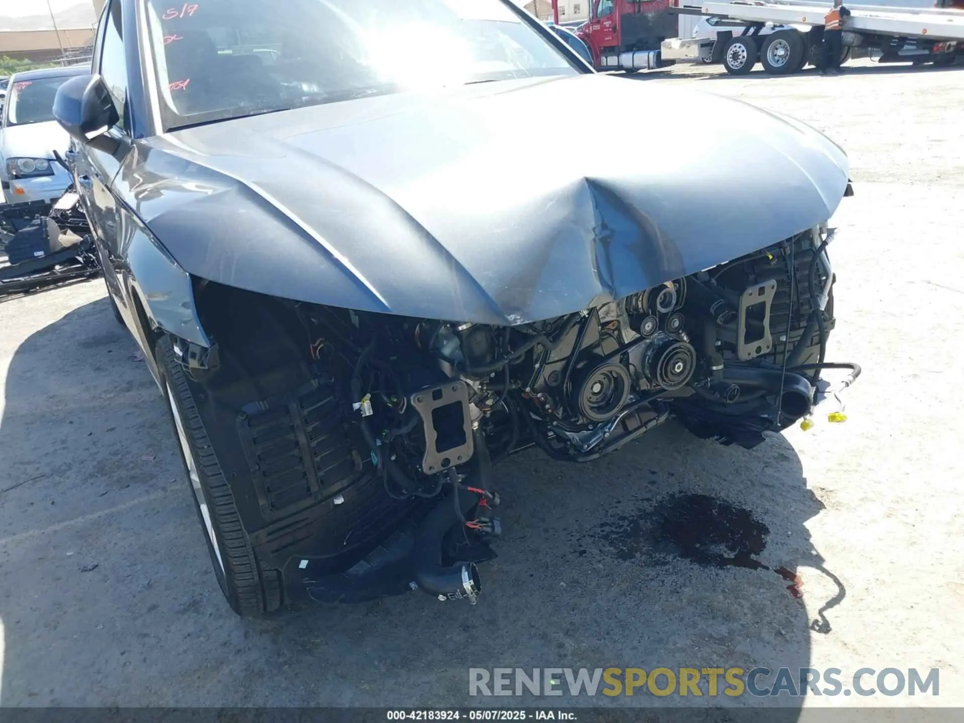 6 Photograph of a damaged car WA1EAAFY6P2191826 AUDI Q5 2023