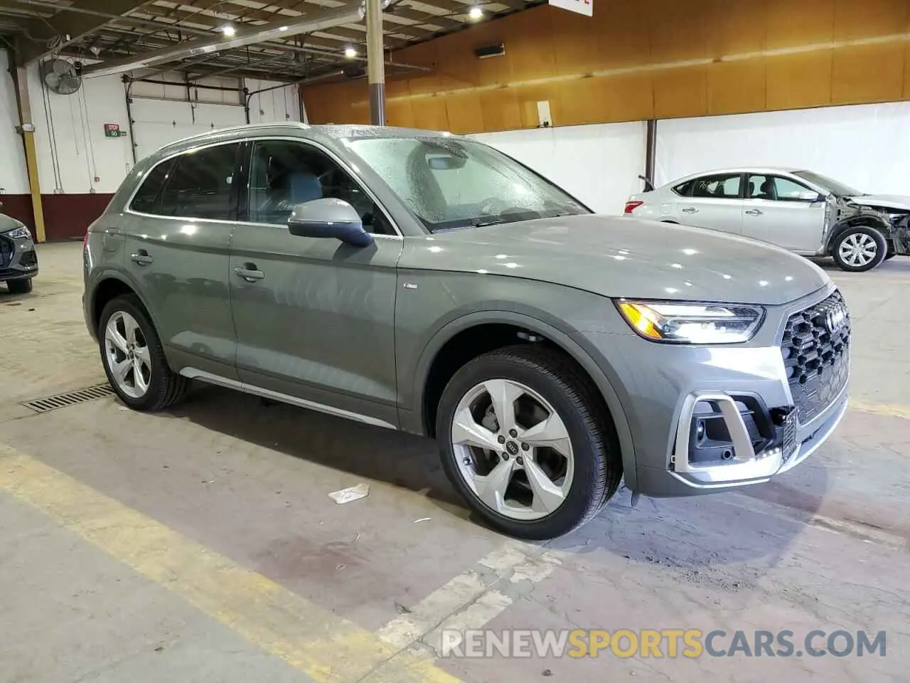 4 Photograph of a damaged car WA1EAAFY6P2192880 AUDI Q5 2023
