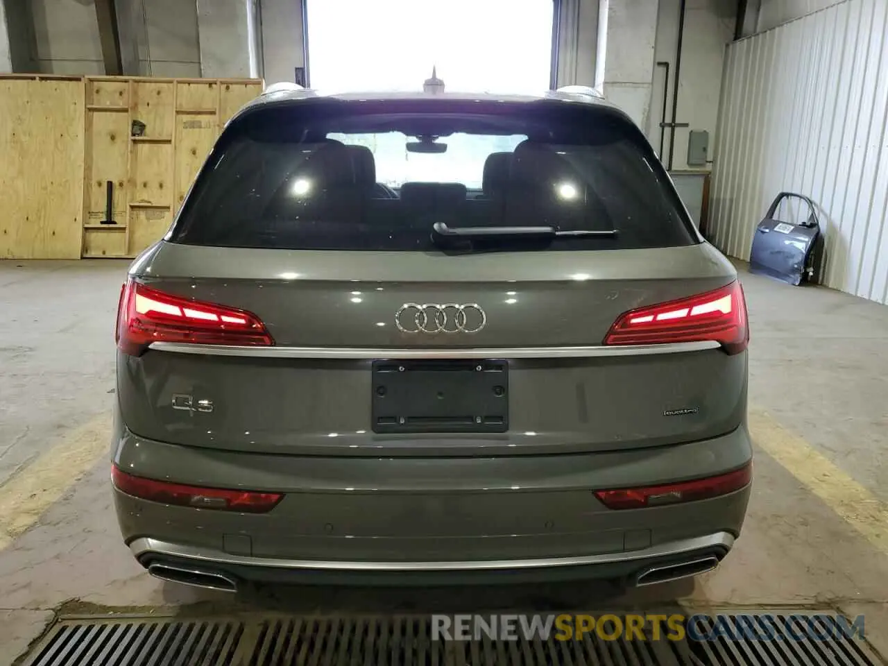 6 Photograph of a damaged car WA1EAAFY6P2192880 AUDI Q5 2023