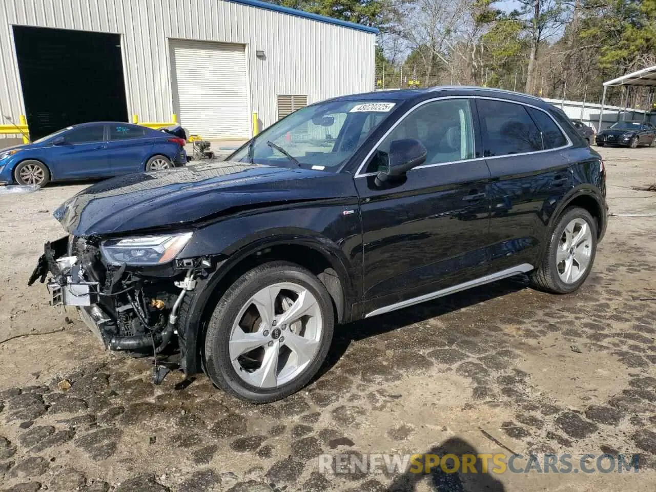 1 Photograph of a damaged car WA1EAAFY7P2036590 AUDI Q5 2023