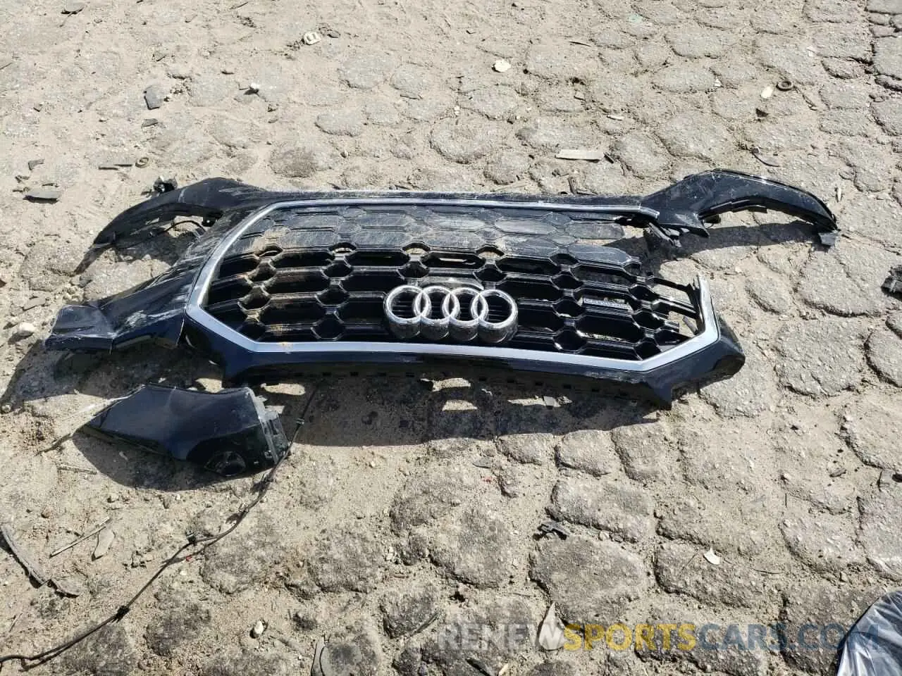 13 Photograph of a damaged car WA1EAAFY7P2036590 AUDI Q5 2023