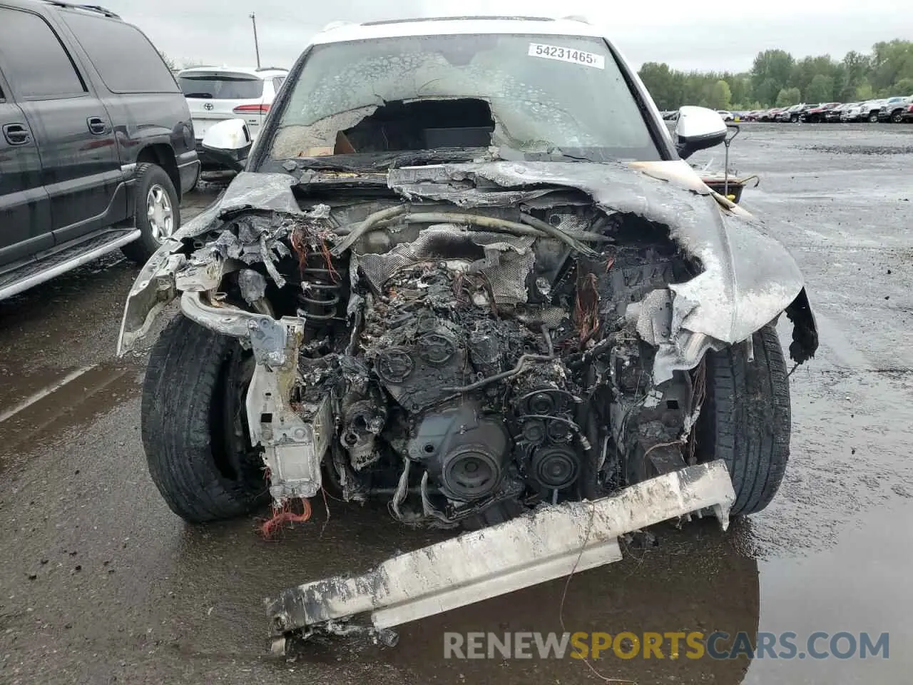 5 Photograph of a damaged car WA1EAAFY7P2052871 AUDI Q5 2023