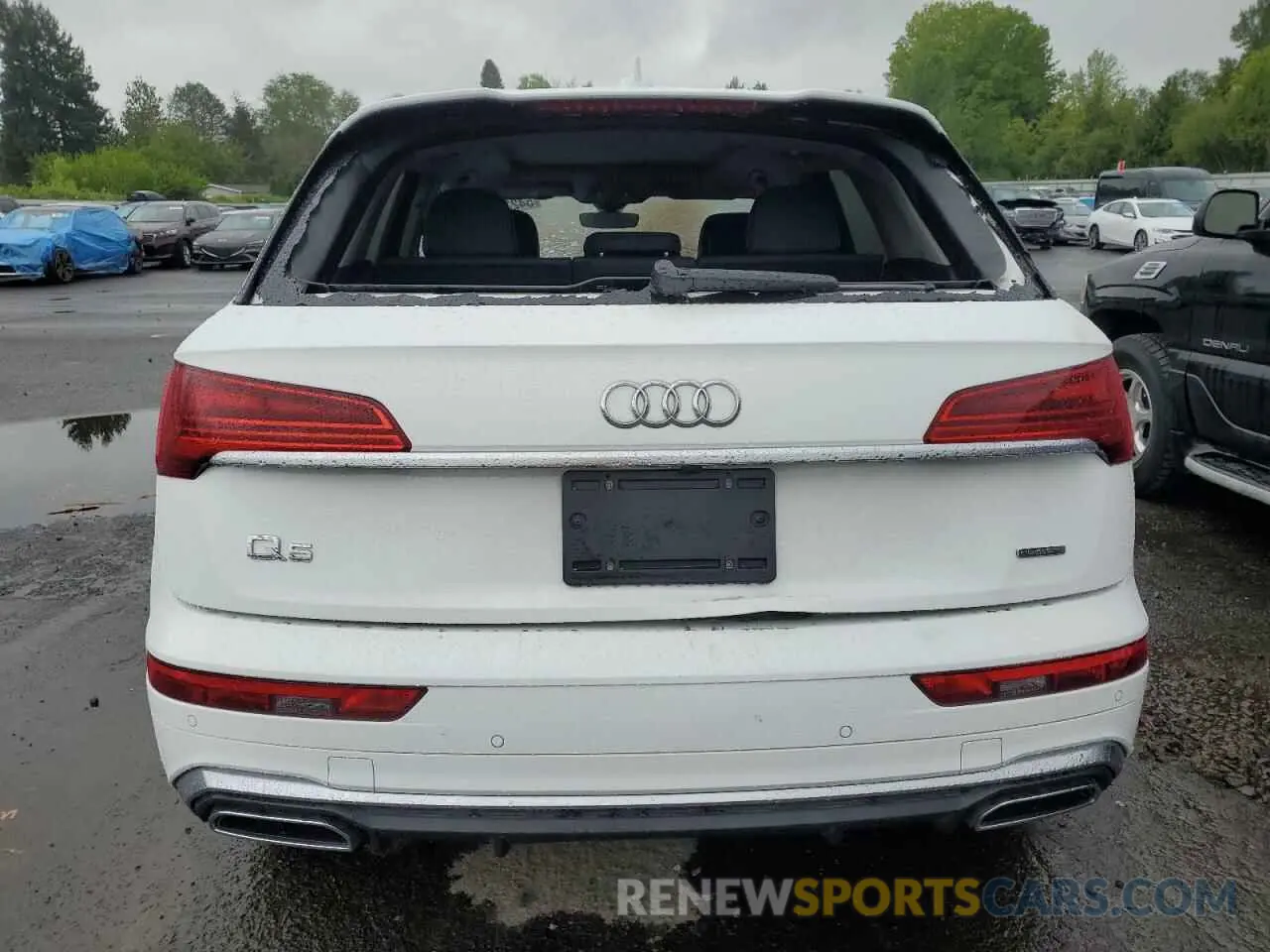 6 Photograph of a damaged car WA1EAAFY7P2052871 AUDI Q5 2023