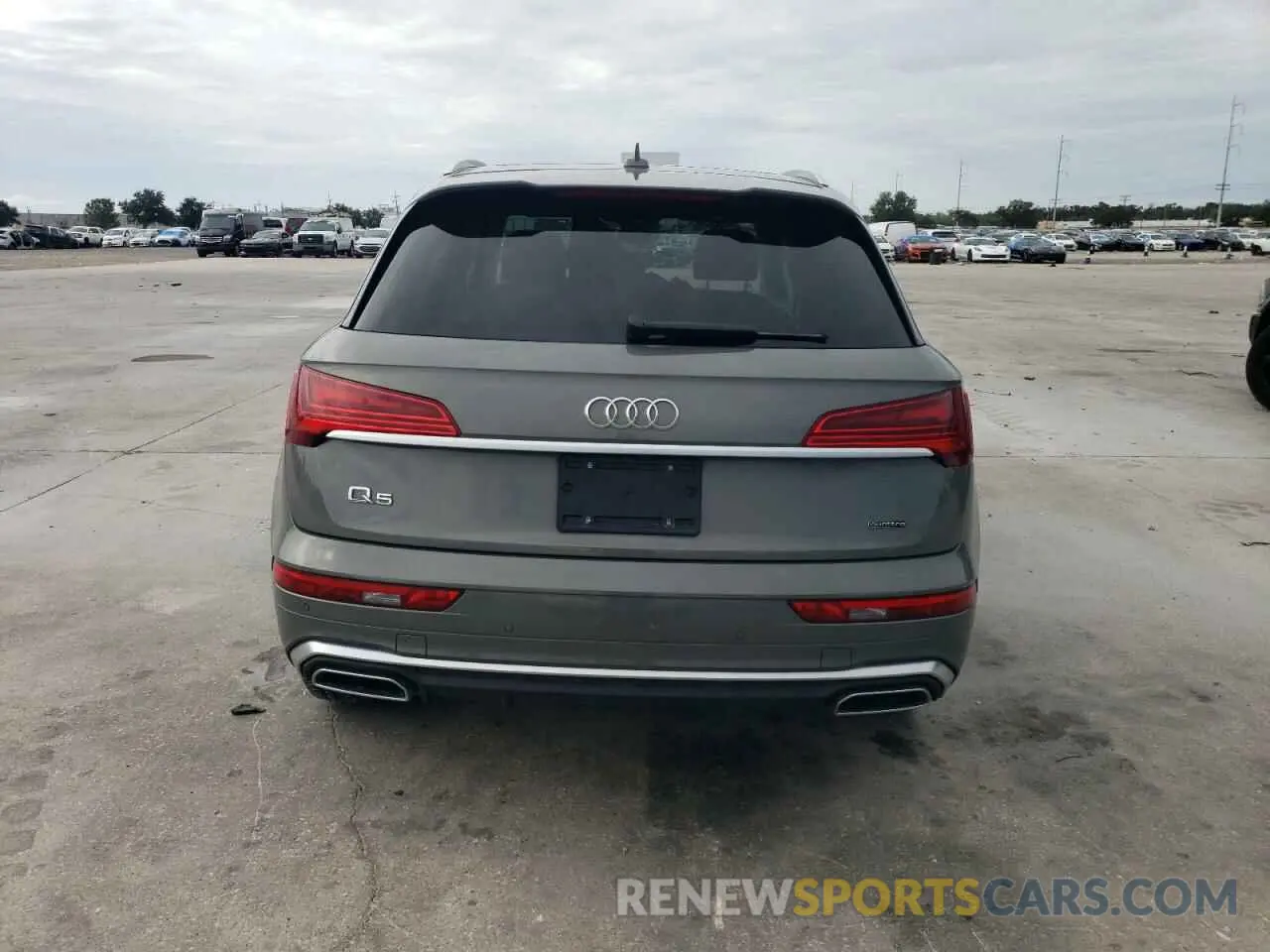 6 Photograph of a damaged car WA1EAAFY8P2014095 AUDI Q5 2023