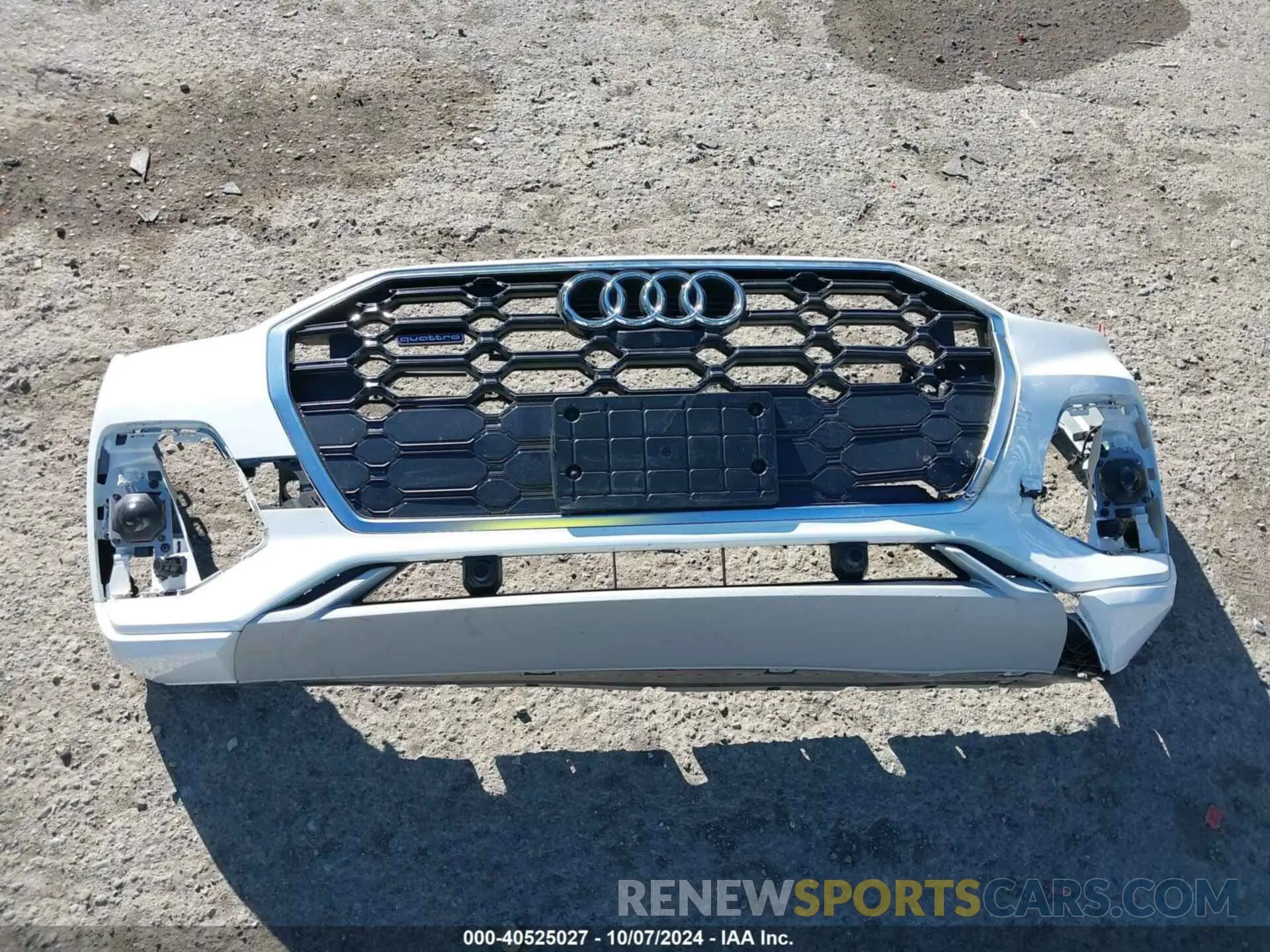 12 Photograph of a damaged car WA1EAAFY8P2050093 AUDI Q5 2023