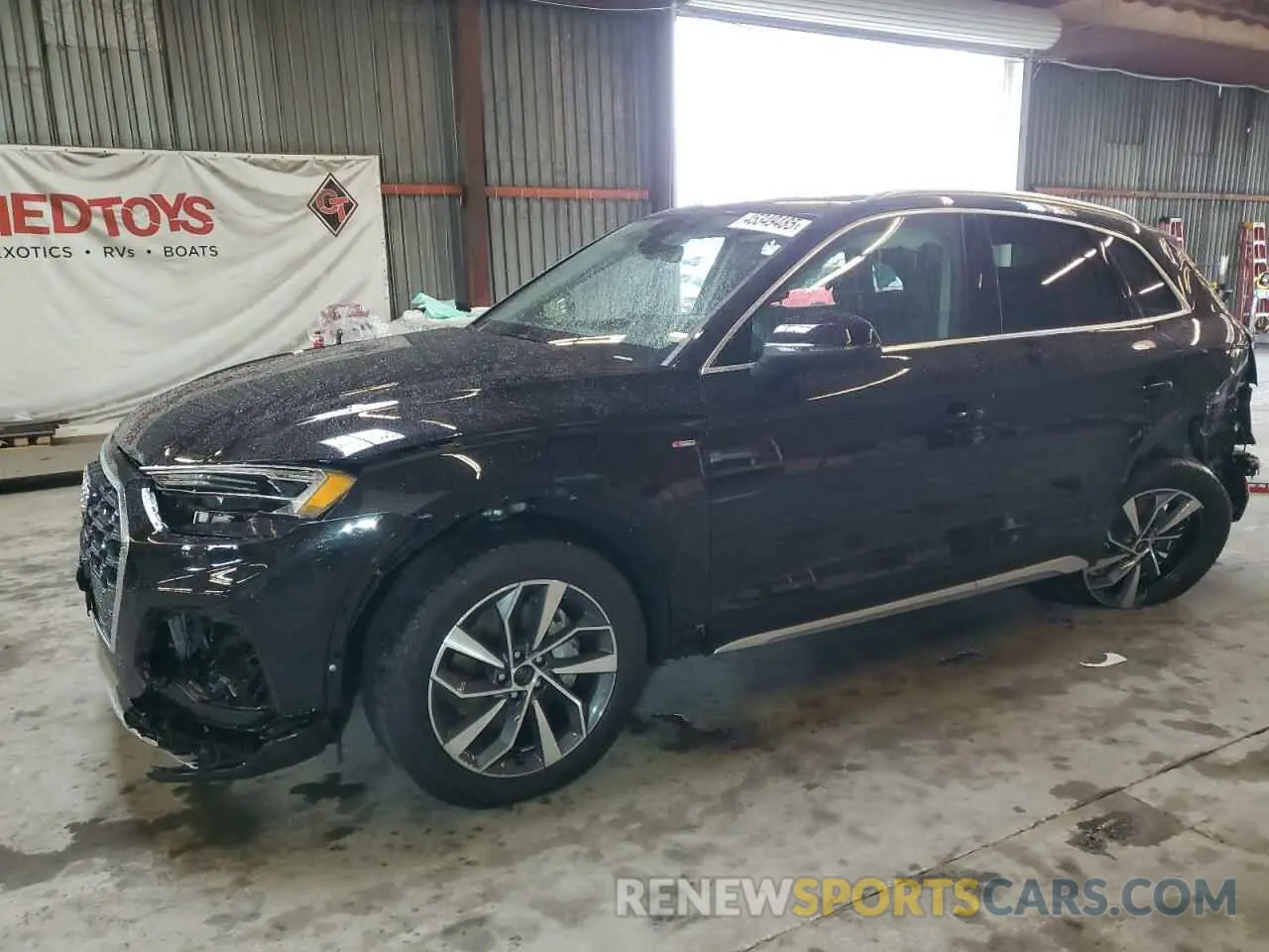 1 Photograph of a damaged car WA1EAAFY8P2180567 AUDI Q5 2023