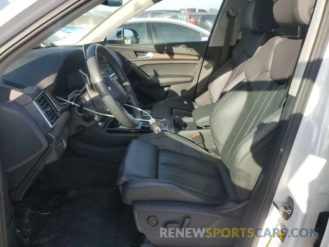 7 Photograph of a damaged car WA1EAAFY9P2052631 AUDI Q5 2023