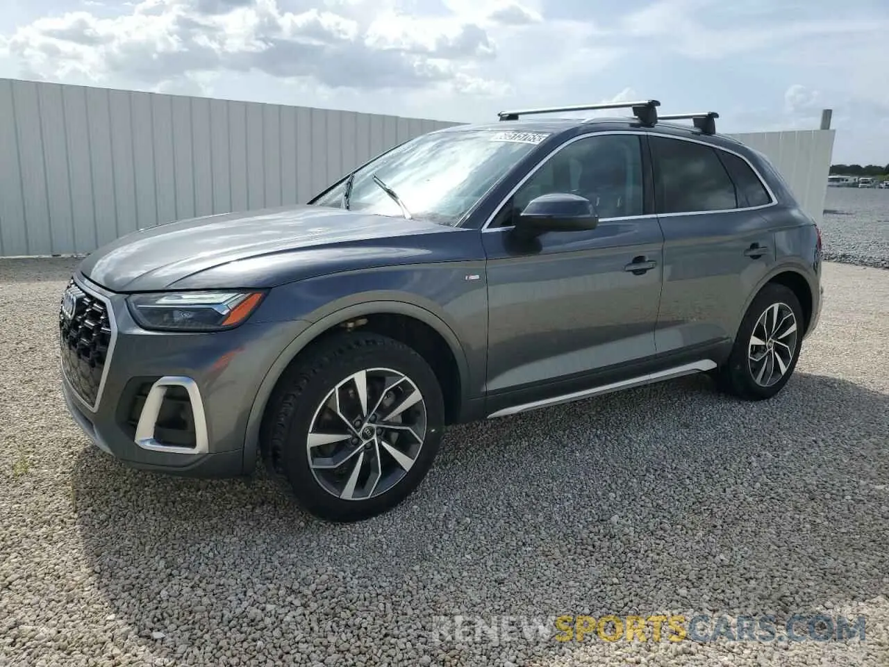 1 Photograph of a damaged car WA1EAAFY9P2055044 AUDI Q5 2023