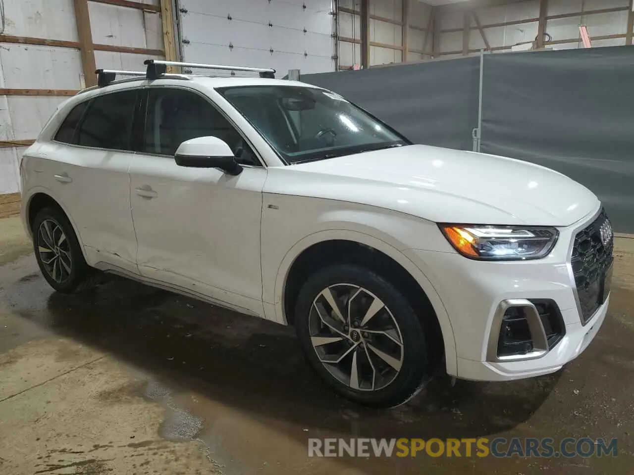 4 Photograph of a damaged car WA1EAAFY9P2125741 AUDI Q5 2023