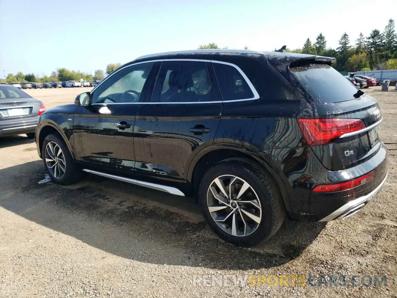2 Photograph of a damaged car WA1EAAFY9P2131538 AUDI Q5 2023