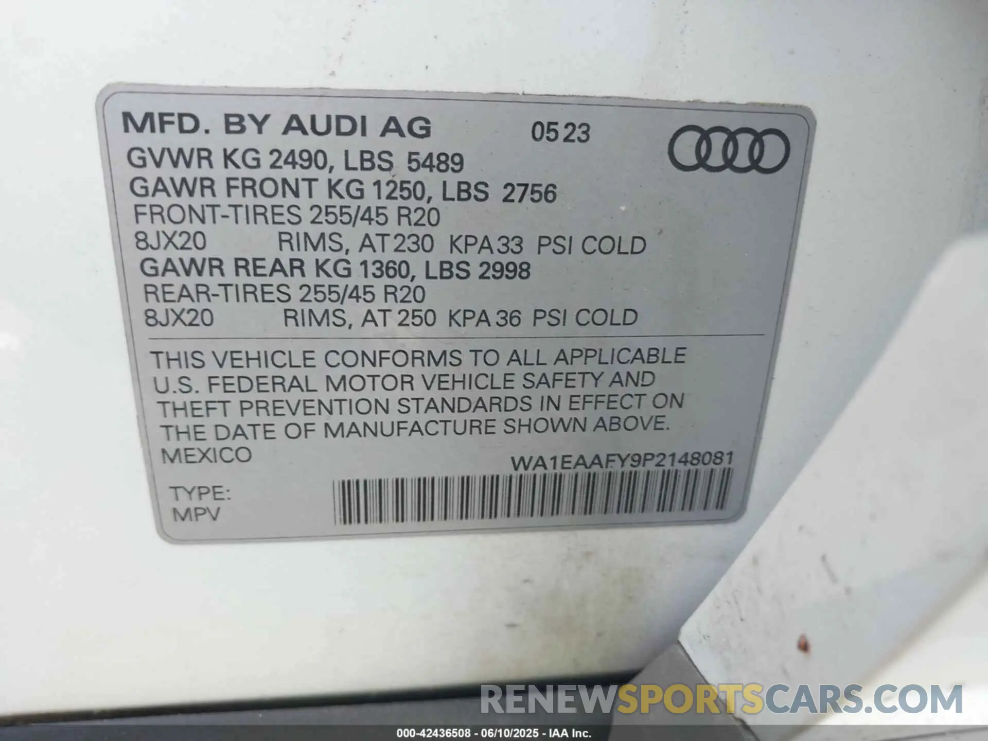 9 Photograph of a damaged car WA1EAAFY9P2148081 AUDI Q5 2023