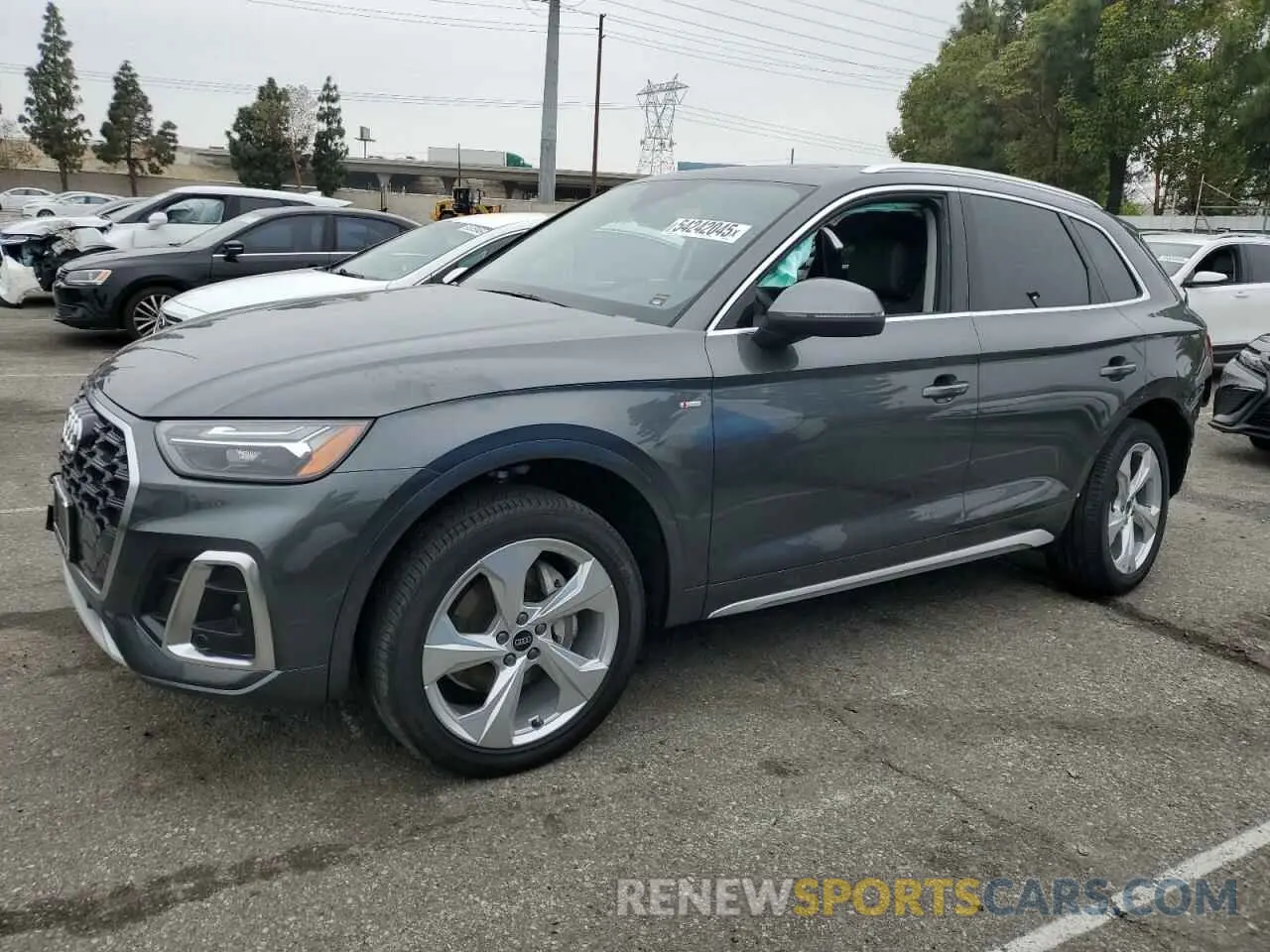 1 Photograph of a damaged car WA1EAAFYXP2146467 AUDI Q5 2023