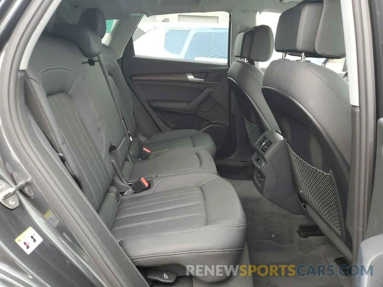 11 Photograph of a damaged car WA1EAAFYXP2146467 AUDI Q5 2023