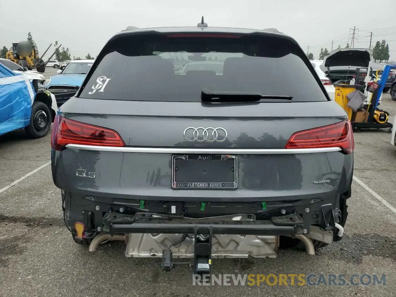 6 Photograph of a damaged car WA1EAAFYXP2146467 AUDI Q5 2023