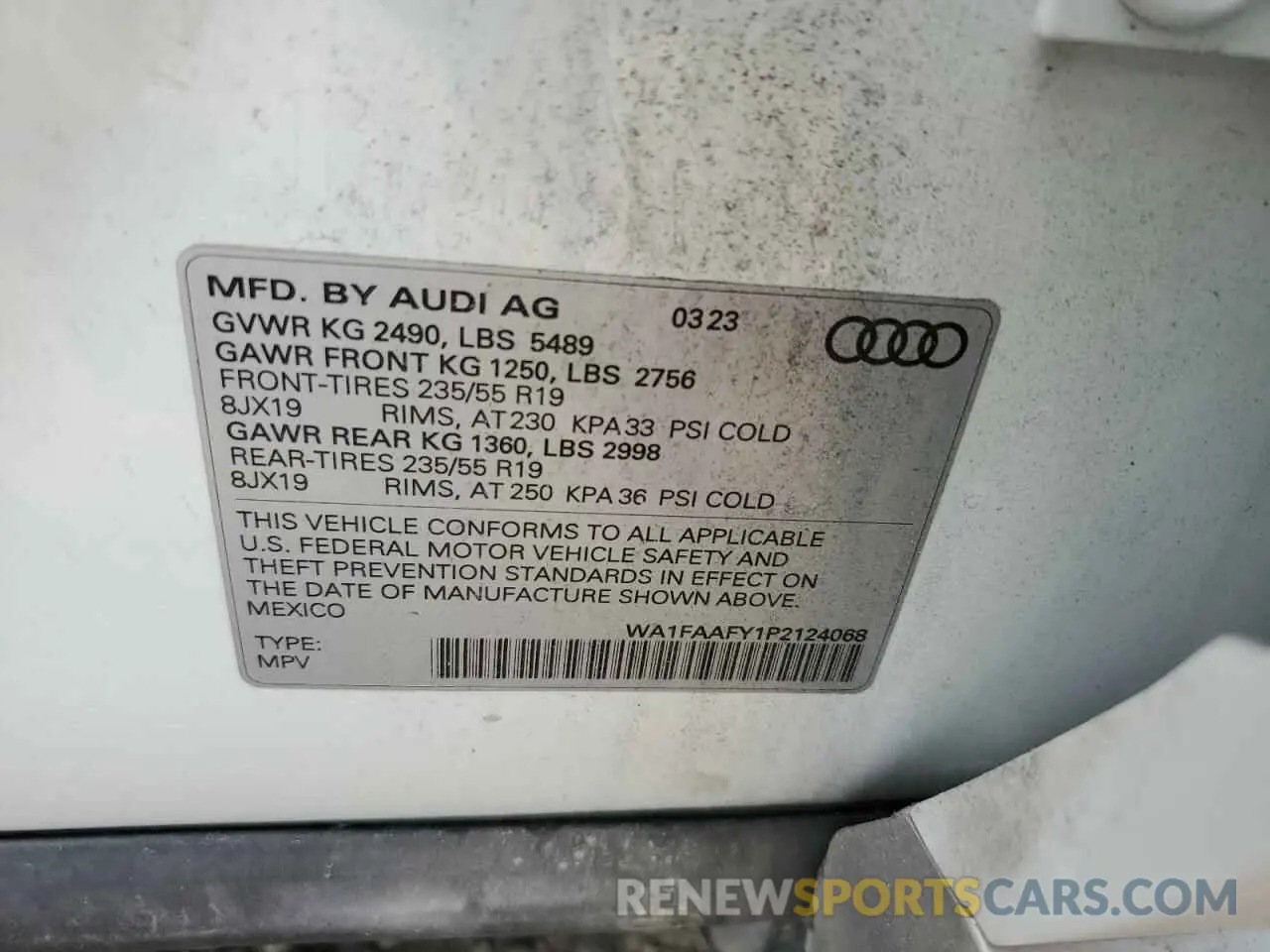 13 Photograph of a damaged car WA1FAAFY1P2124068 AUDI Q5 2023