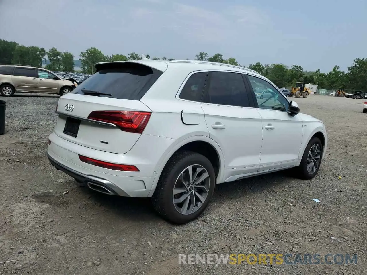 3 Photograph of a damaged car WA1FAAFY1P2124068 AUDI Q5 2023