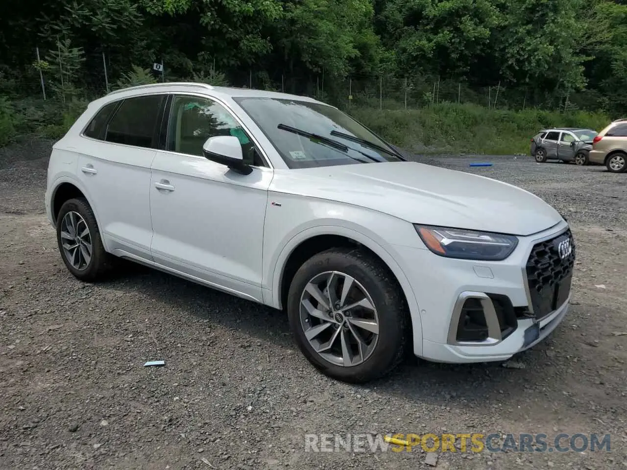 4 Photograph of a damaged car WA1FAAFY1P2124068 AUDI Q5 2023