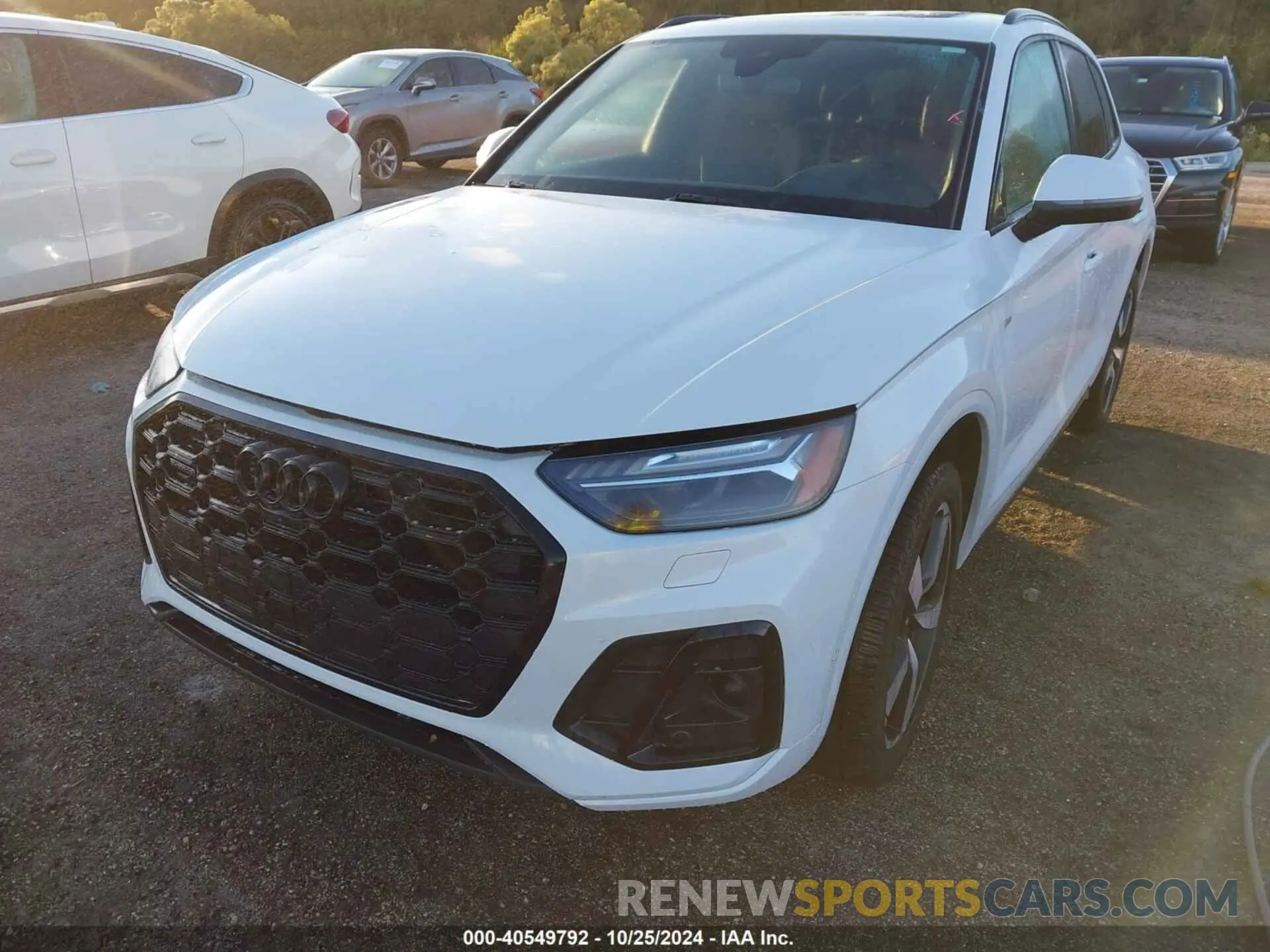 2 Photograph of a damaged car WA1FAAFY1P2148869 AUDI Q5 2023