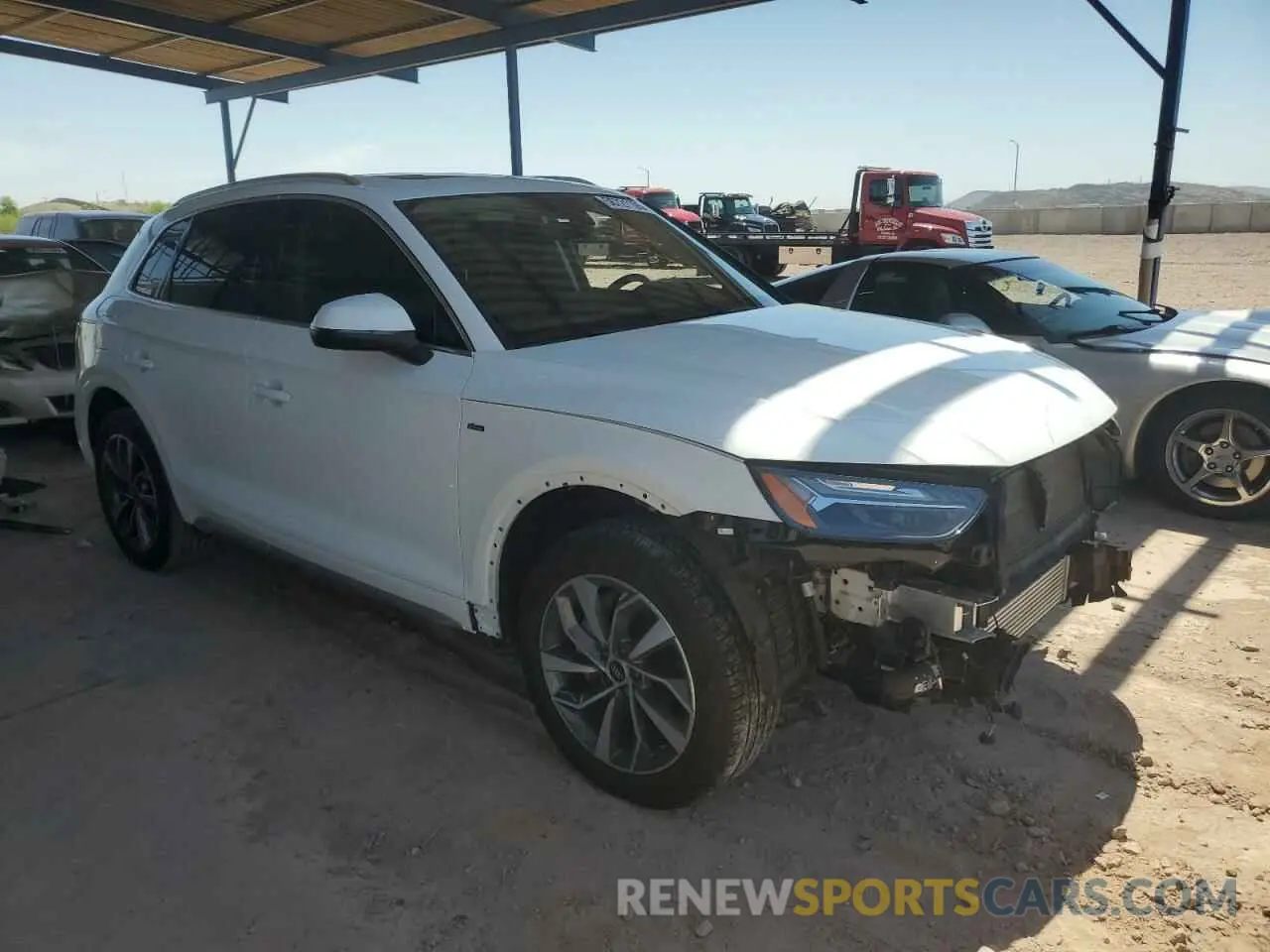 4 Photograph of a damaged car WA1FAAFY4P2008766 AUDI Q5 2023