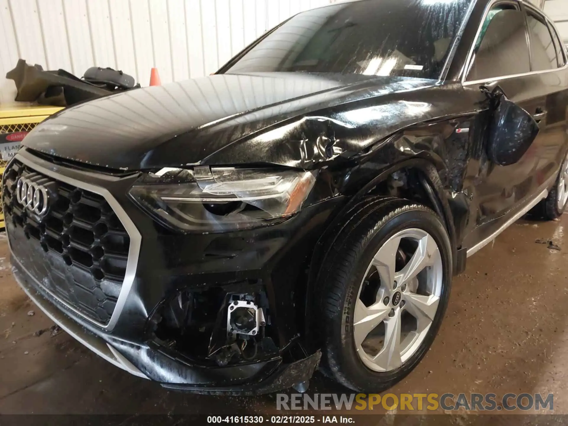 6 Photograph of a damaged car WA1FAAFY4P2063959 AUDI Q5 2023
