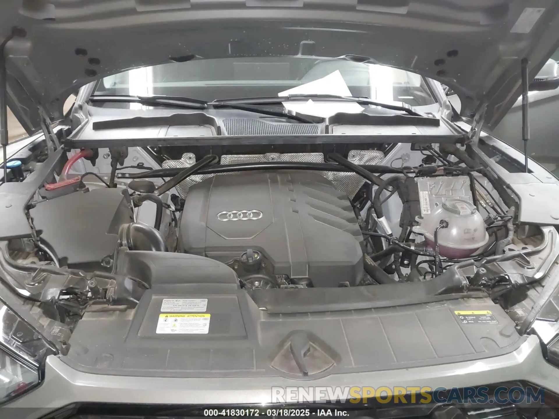 10 Photograph of a damaged car WA1FAAFY5P2032400 AUDI Q5 2023