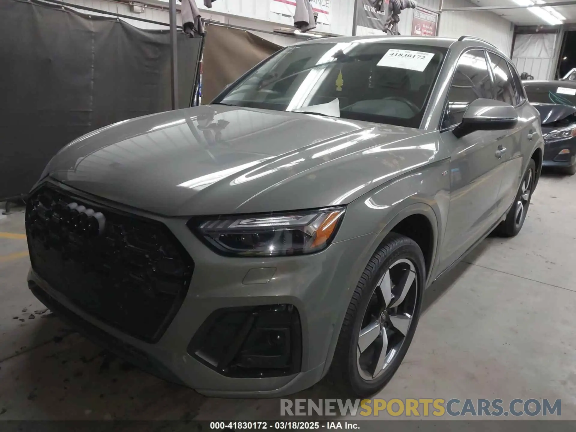 2 Photograph of a damaged car WA1FAAFY5P2032400 AUDI Q5 2023