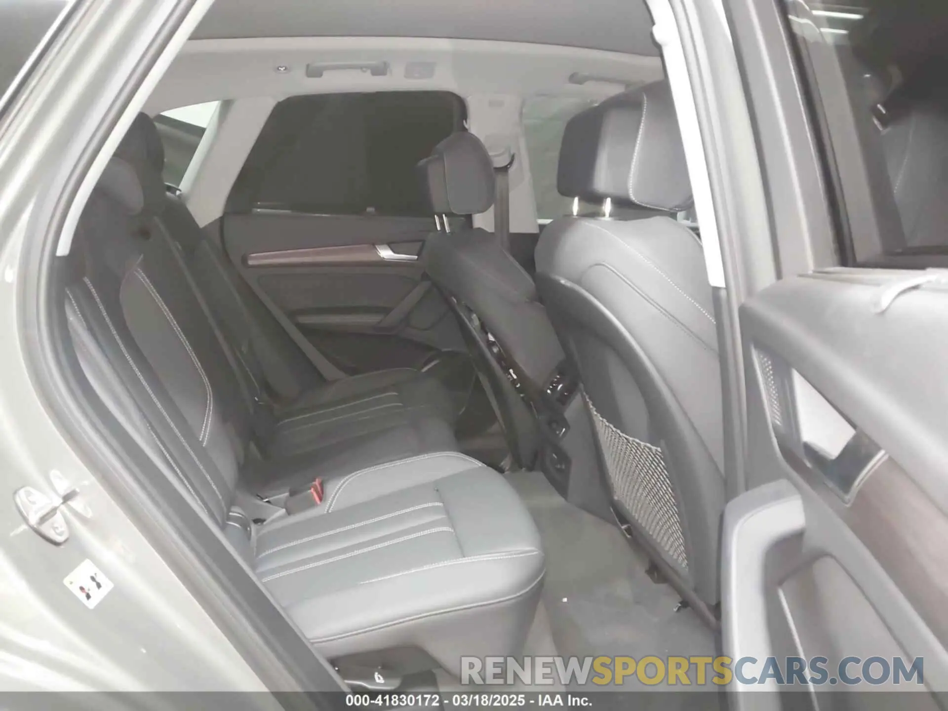 8 Photograph of a damaged car WA1FAAFY5P2032400 AUDI Q5 2023