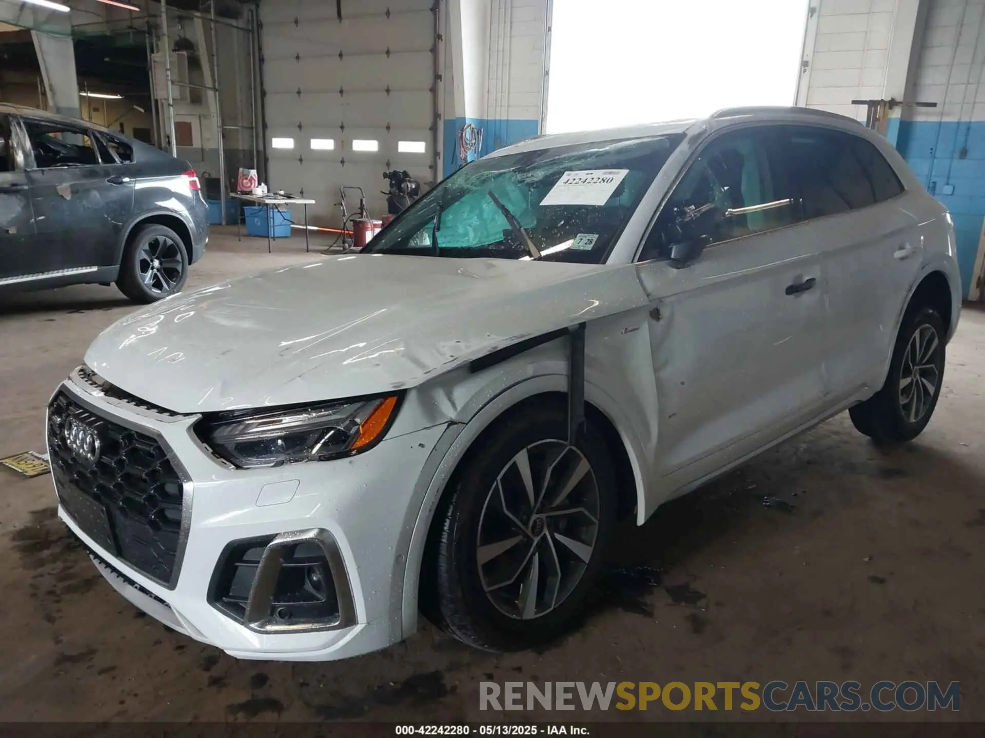 2 Photograph of a damaged car WA1FAAFY5P2159826 AUDI Q5 2023