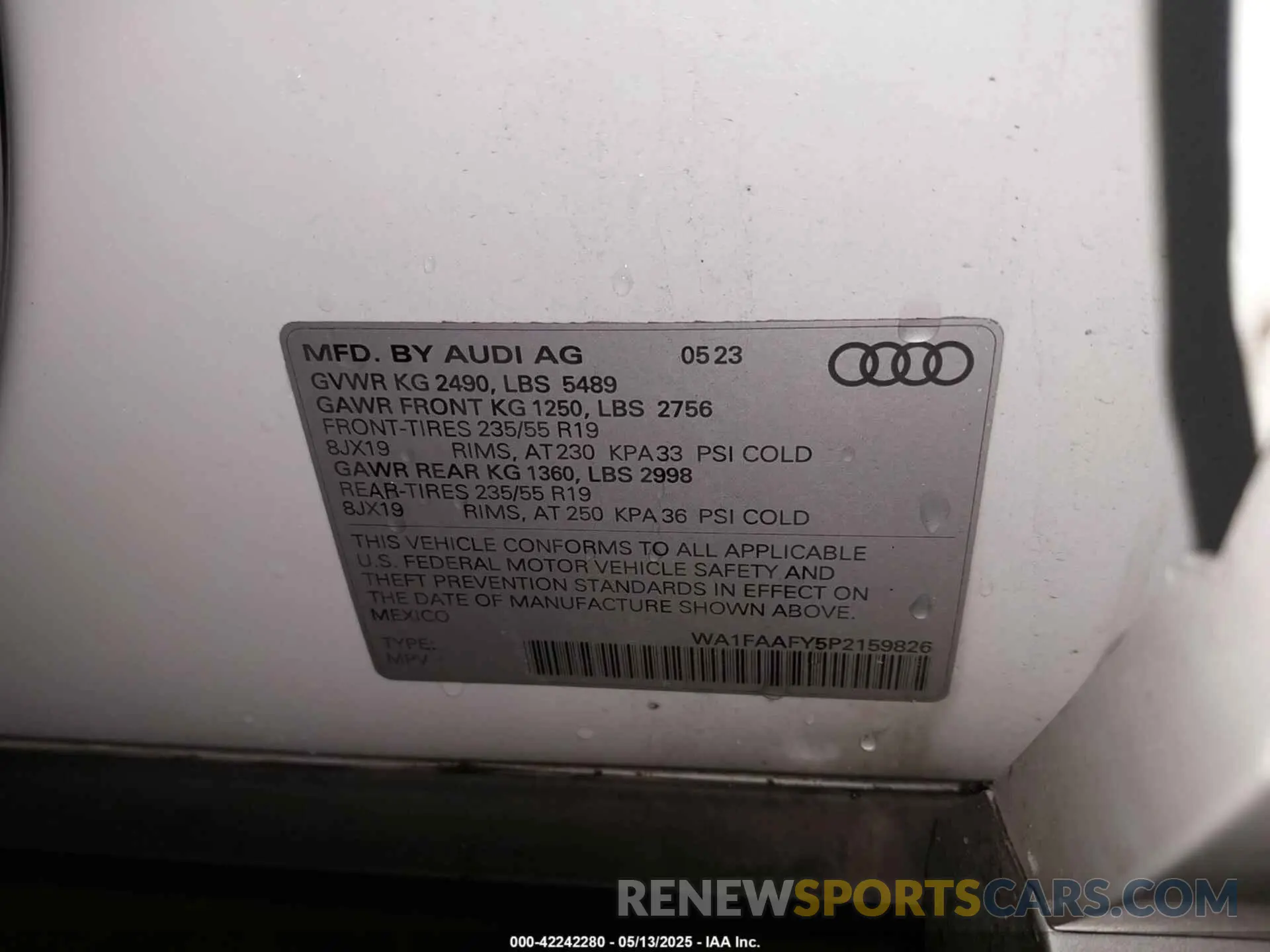 9 Photograph of a damaged car WA1FAAFY5P2159826 AUDI Q5 2023