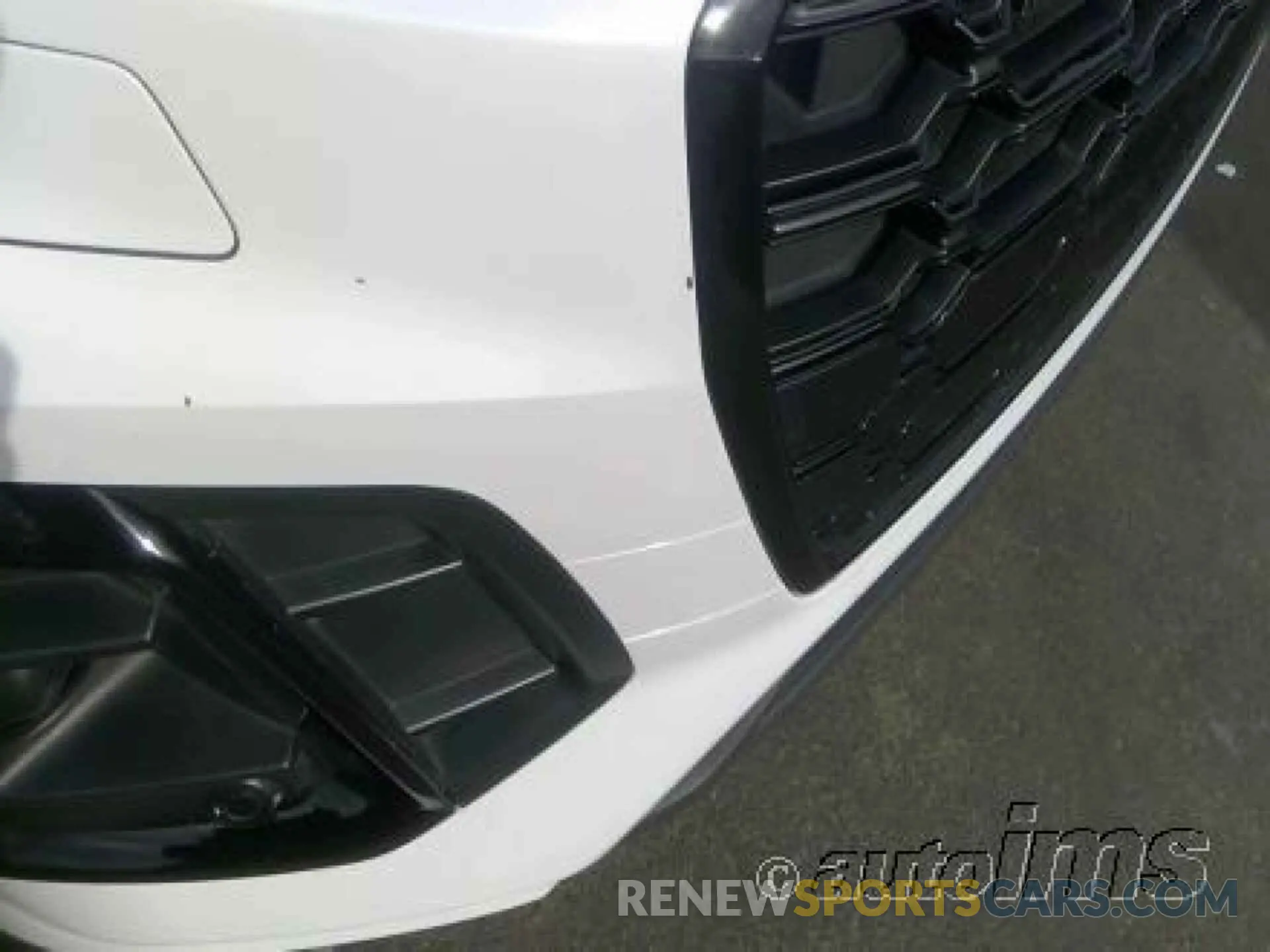 8 Photograph of a damaged car WA1FAAFY6P2061467 AUDI Q5 2023